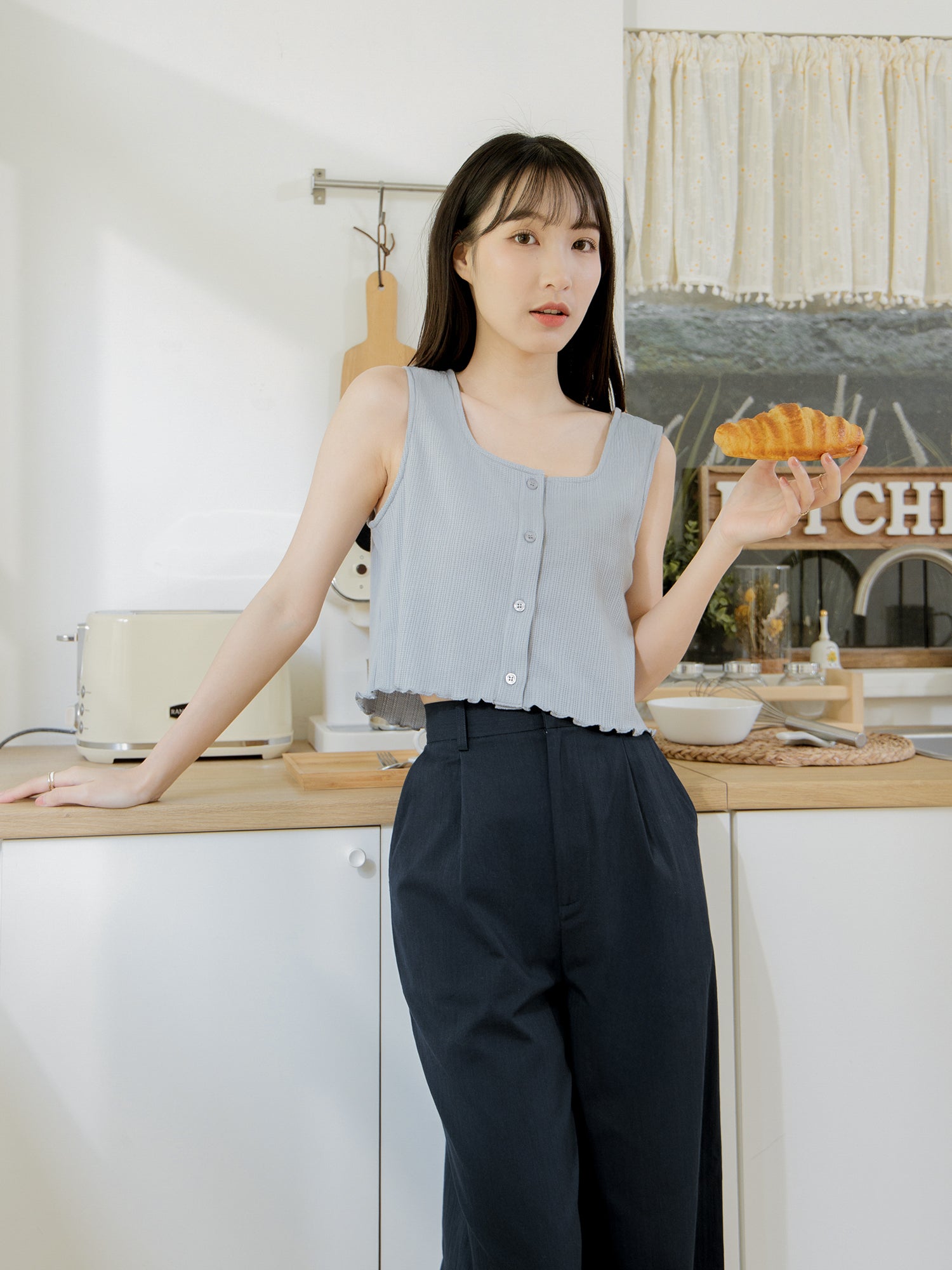 Buttoned Sleeveless Top