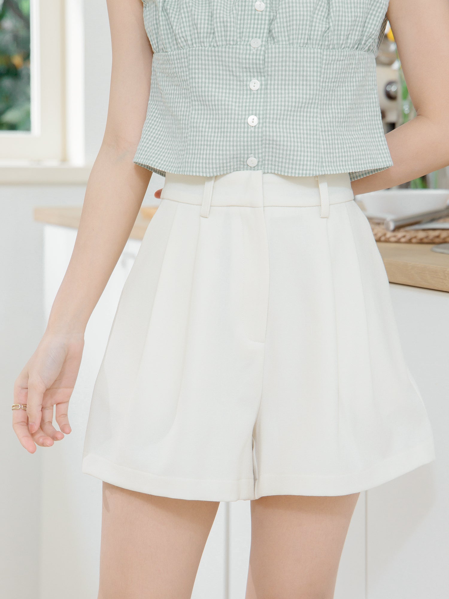 Luxe Clean Pleated Shorts