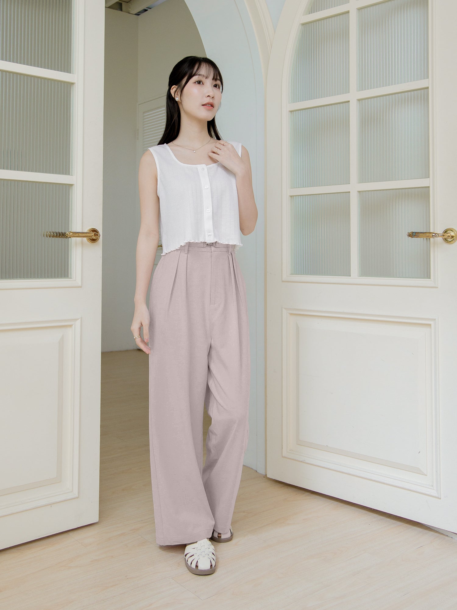 Buttoned Sleeveless Top