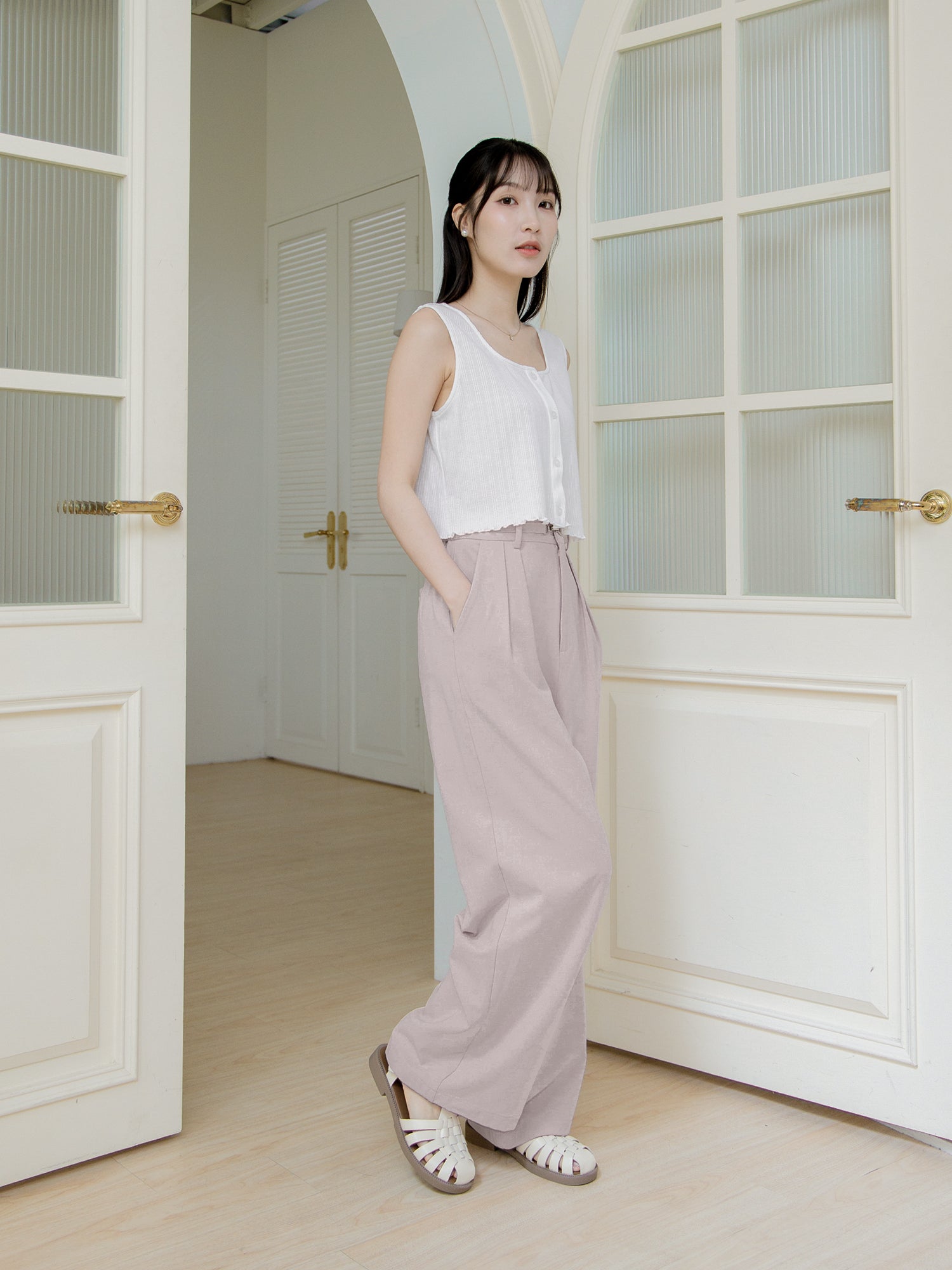 Buttoned Sleeveless Top