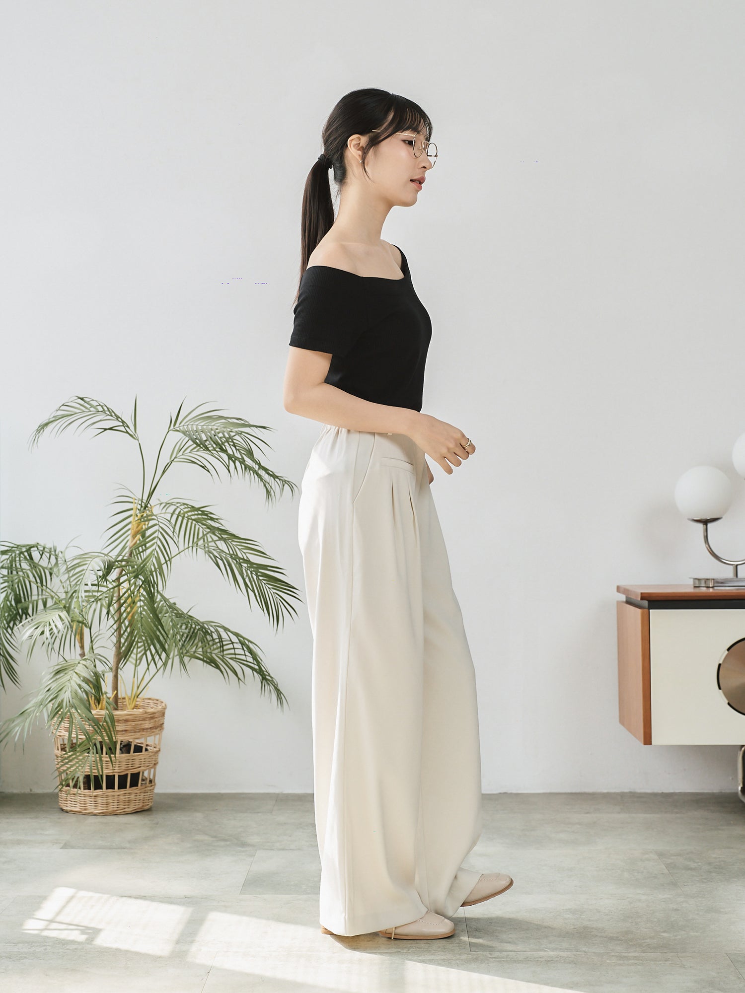 Boat Neck Rib Knit Top