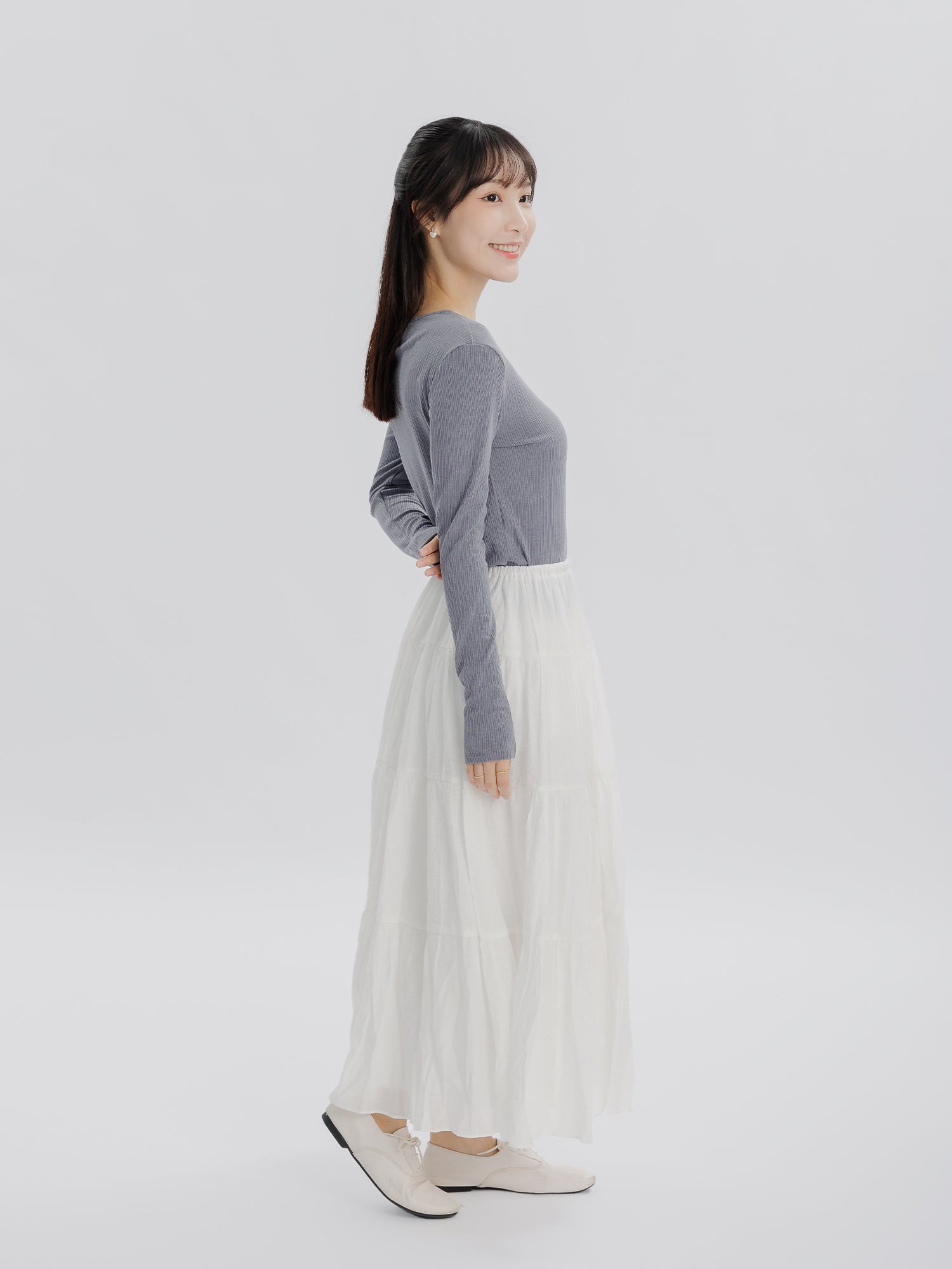Lucia 小鏤空造型上衣