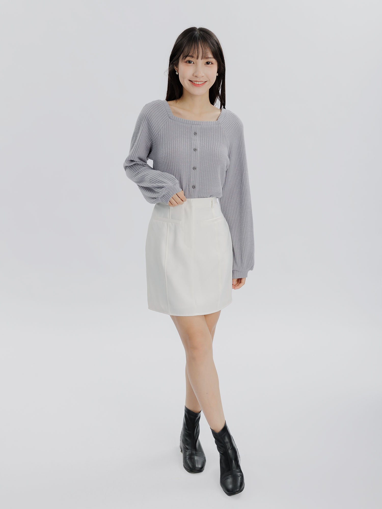 Grace Buttoned Ribbed Knit Top