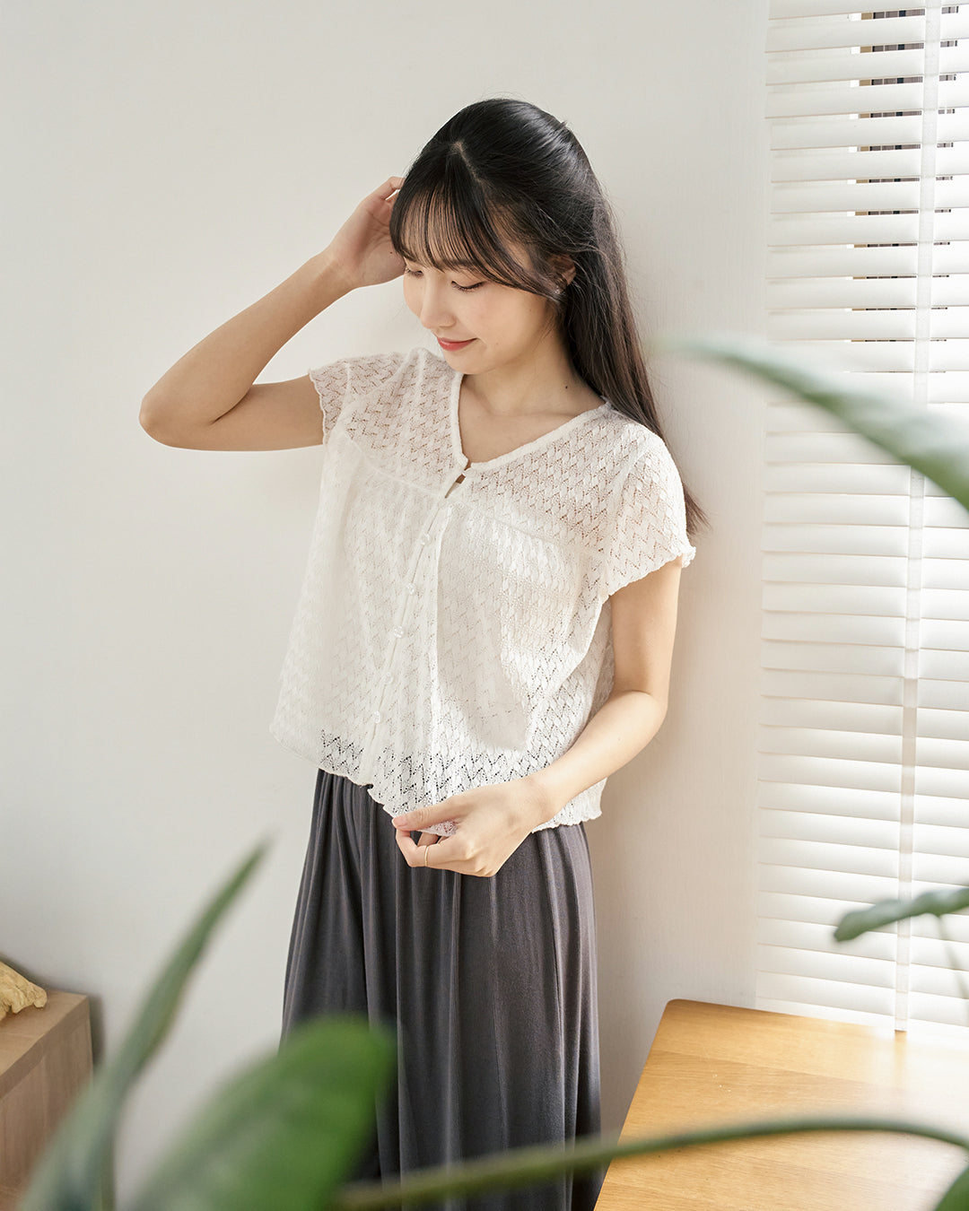 Mesh Flutter Sleeve Top