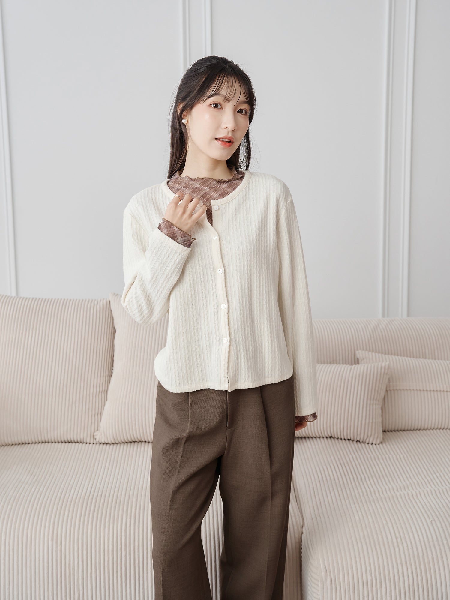 磨毛麻花針織上衣