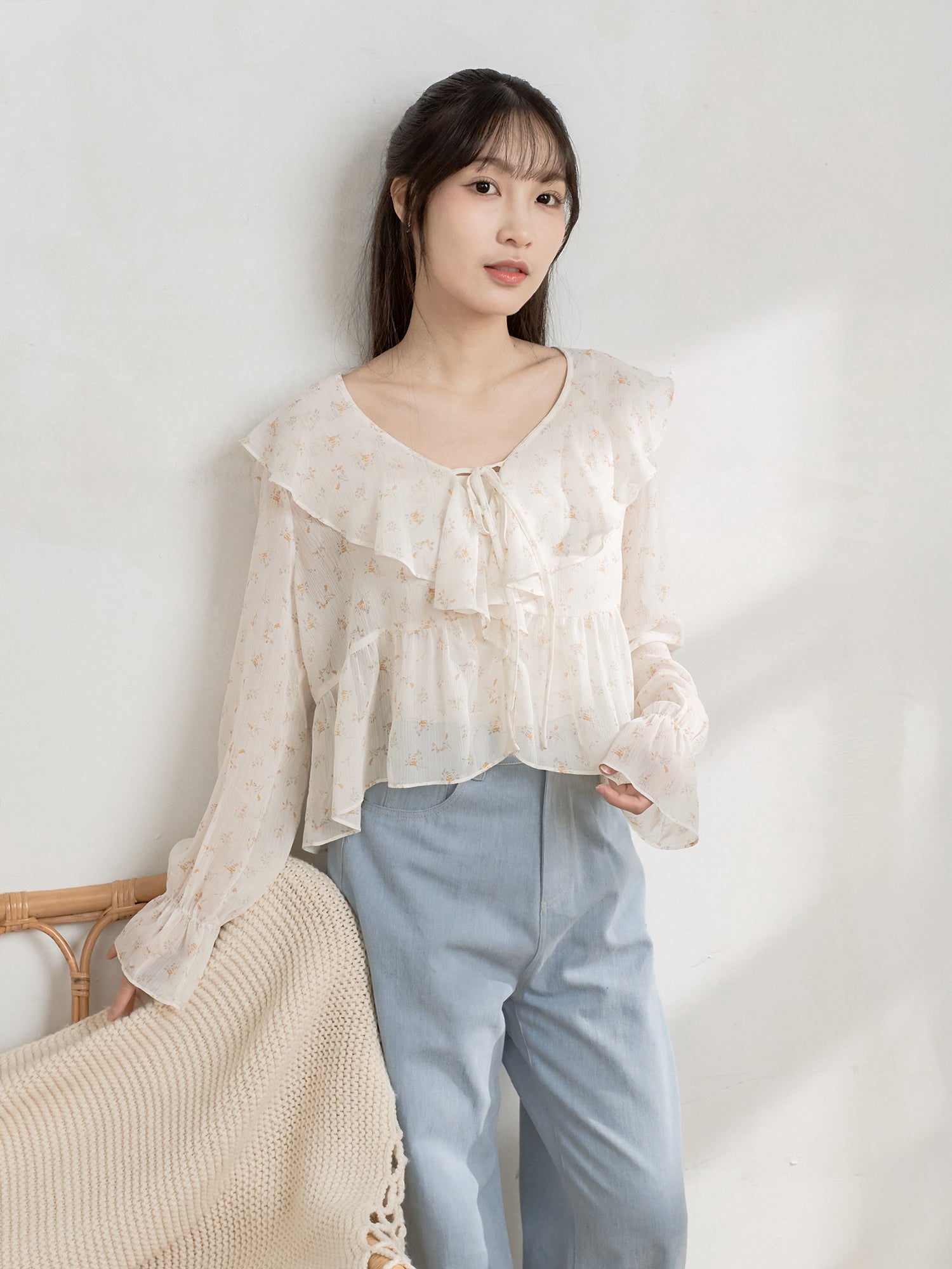 Floral Print Ruffle Blouse