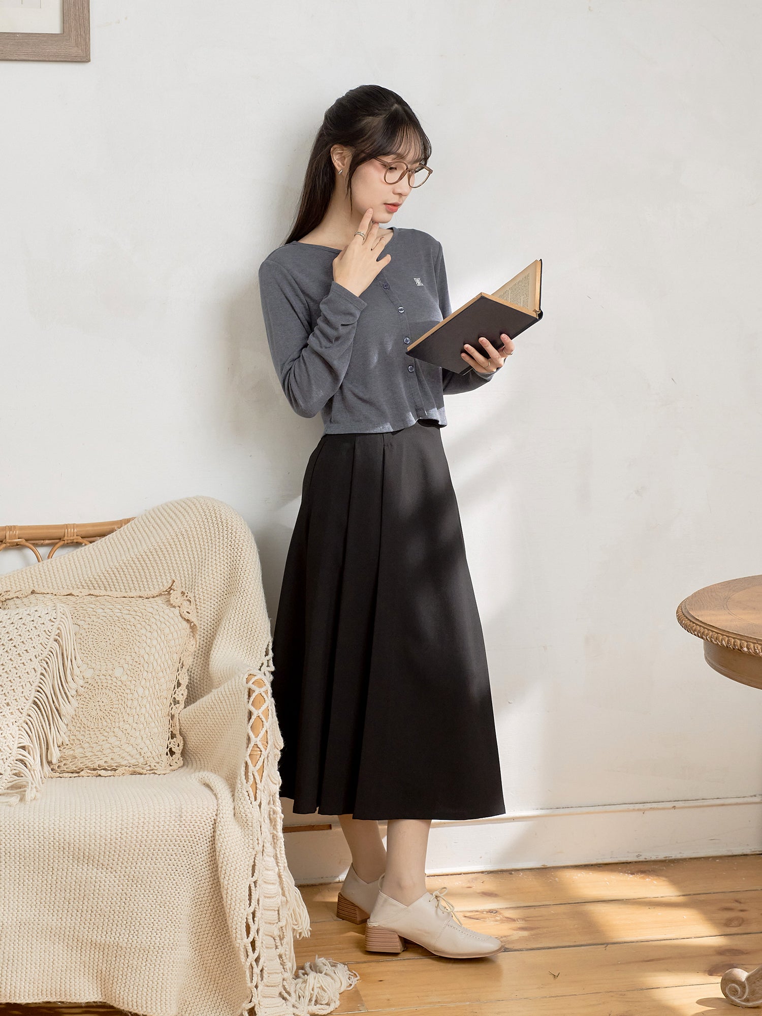 柔軟薄針織外套