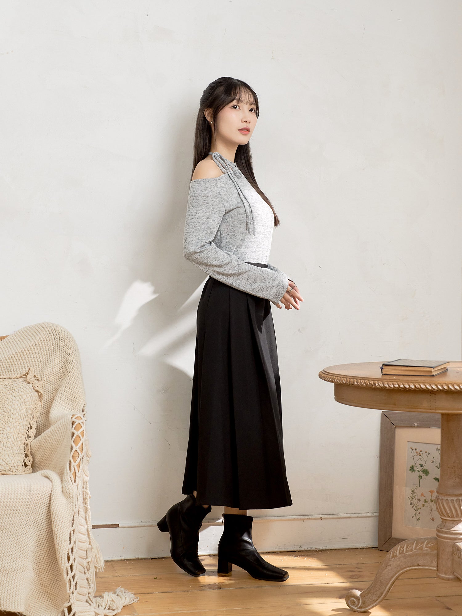 側綁帶露肩上衣