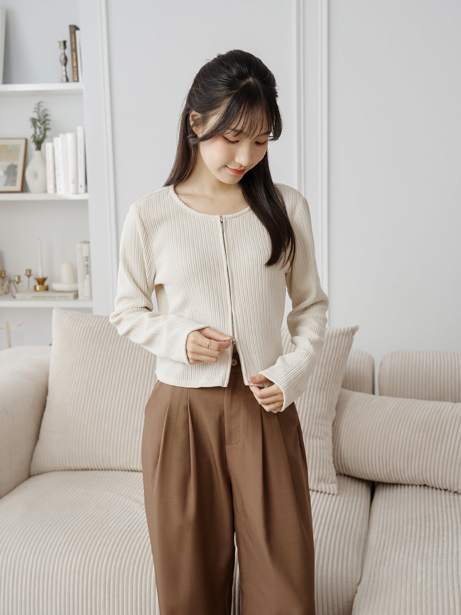 絨面坑紋針織小外套