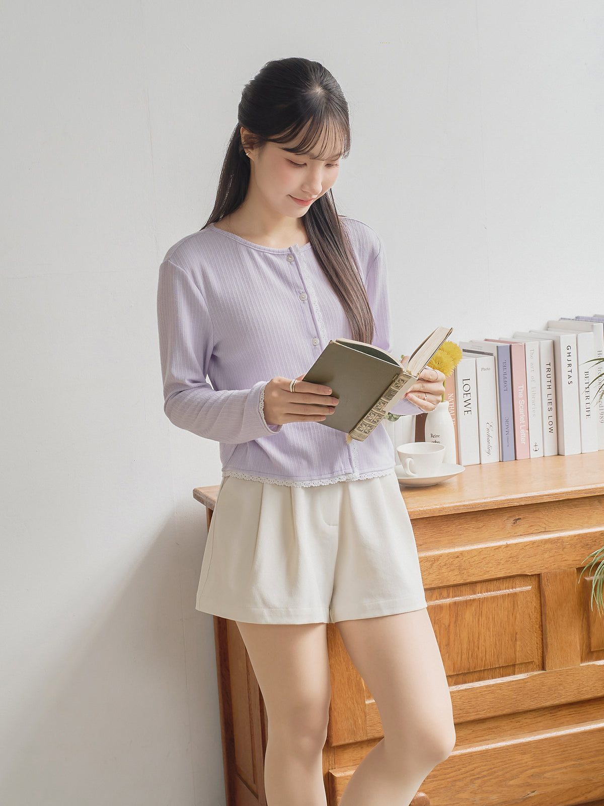 Contrast Buttoned Lace Trim Cardigan