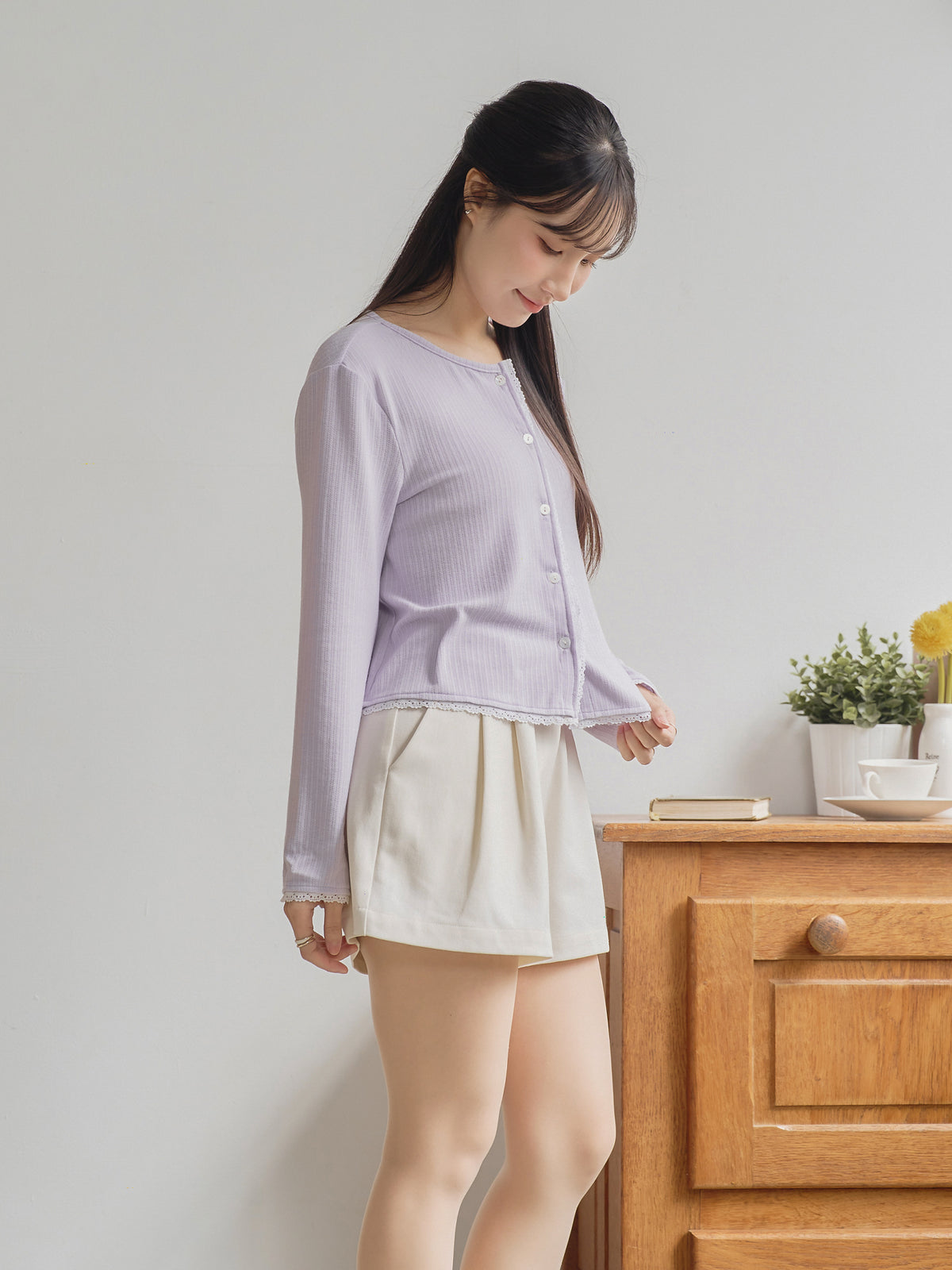 Contrast Buttoned Lace Trim Cardigan