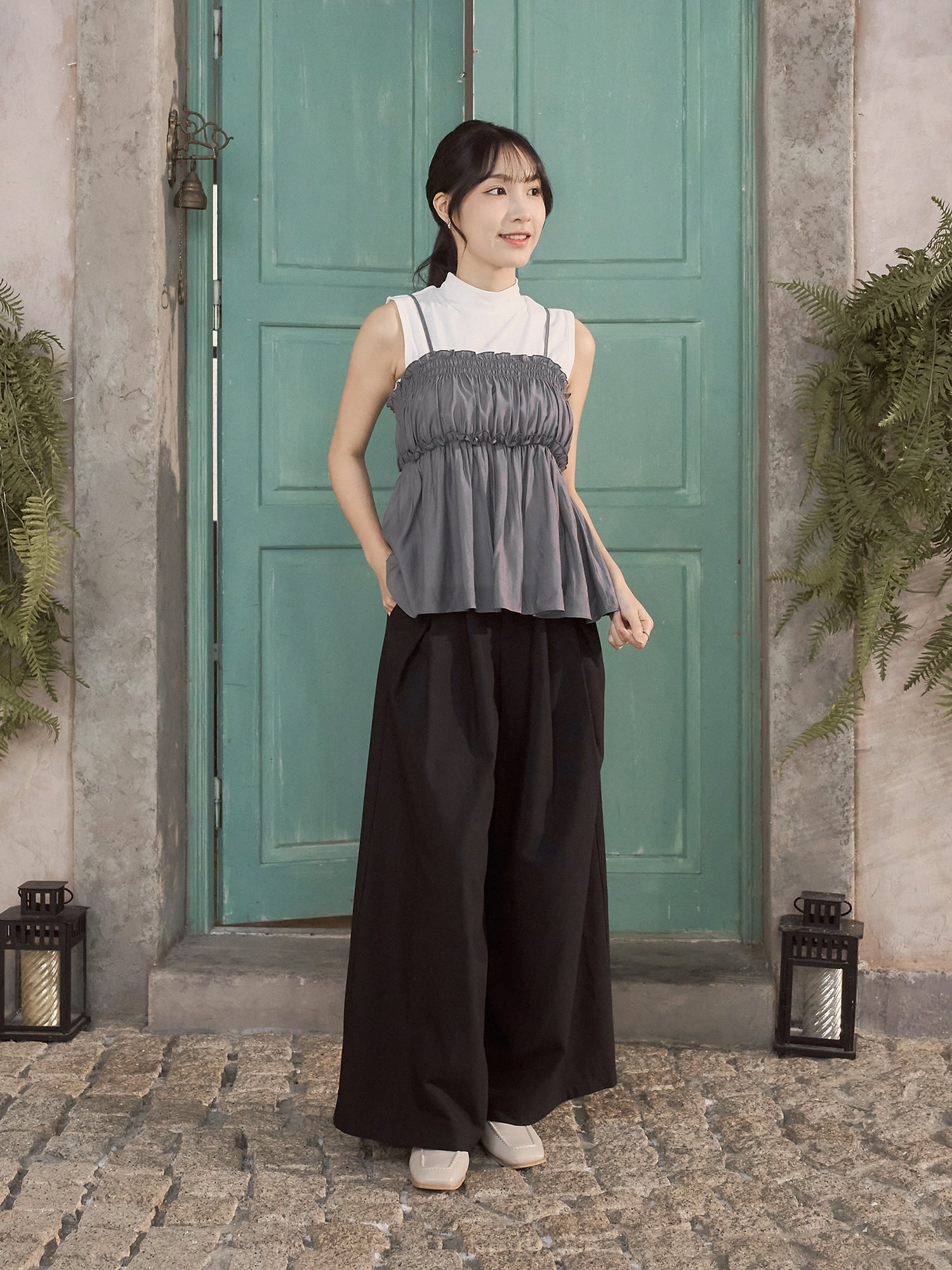 珠光縮褶吊帶上衣