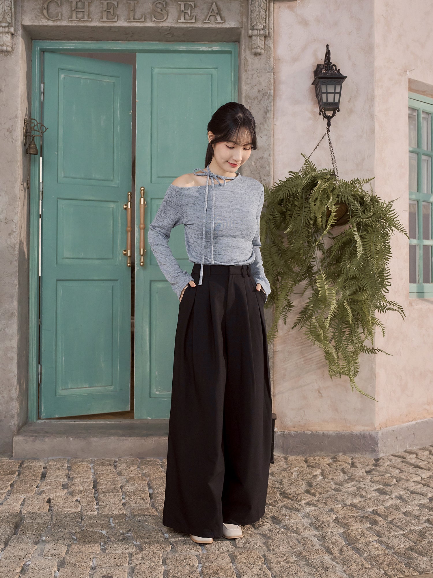 側綁帶露肩上衣