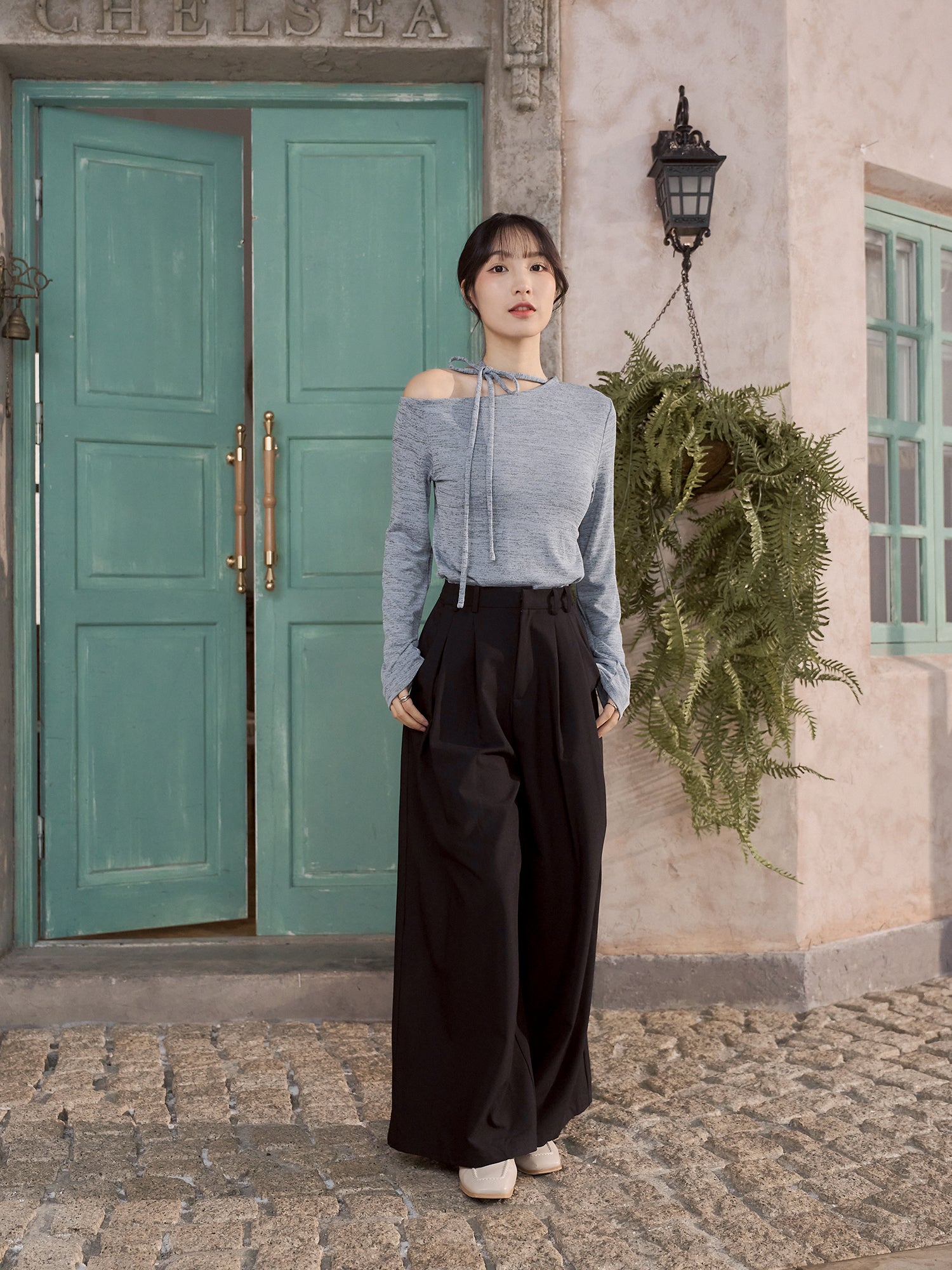 側綁帶露肩上衣