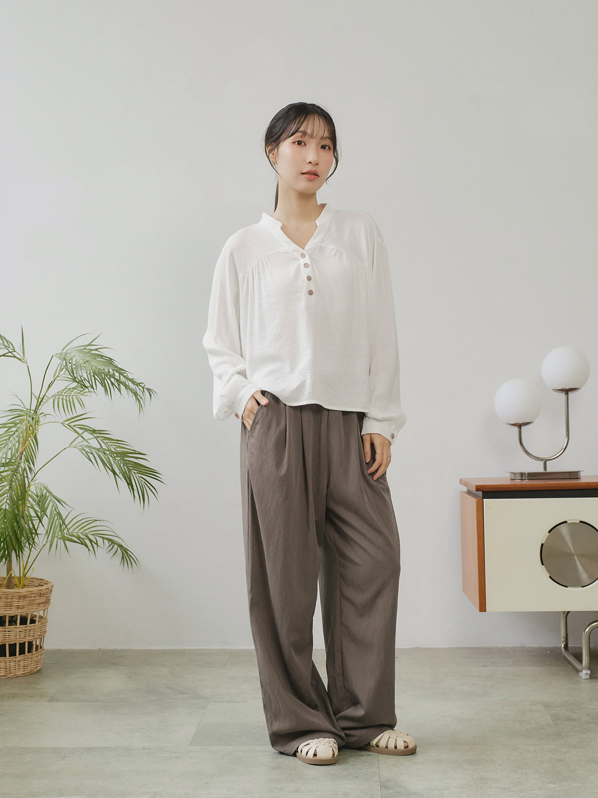 Linen Blend Buttoned Blouse