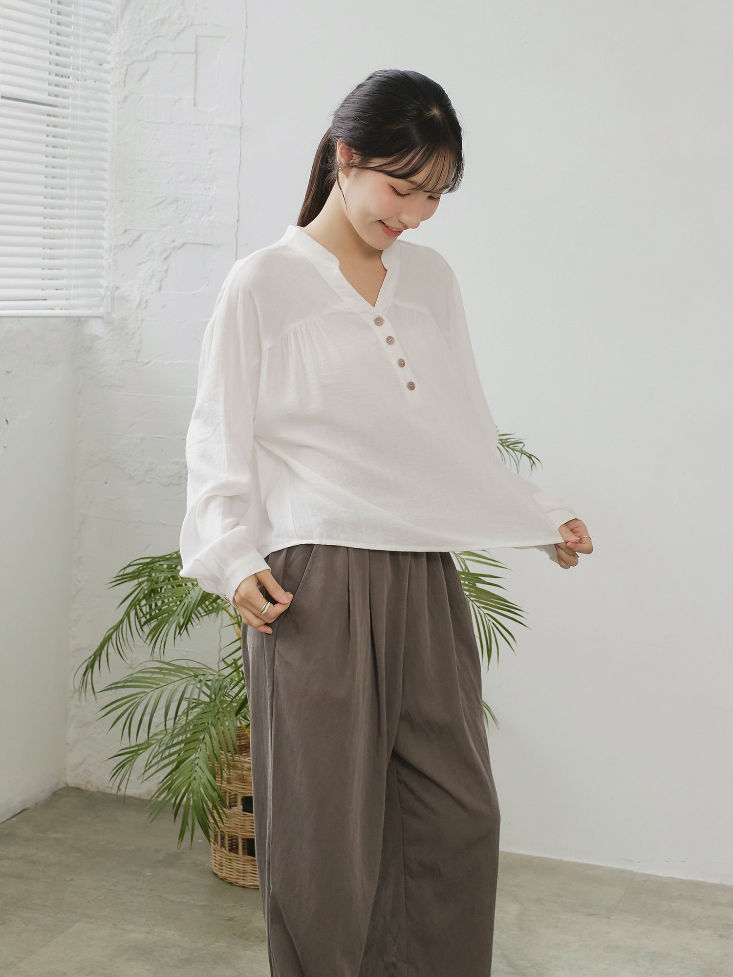 Linen Blend Buttoned Blouse