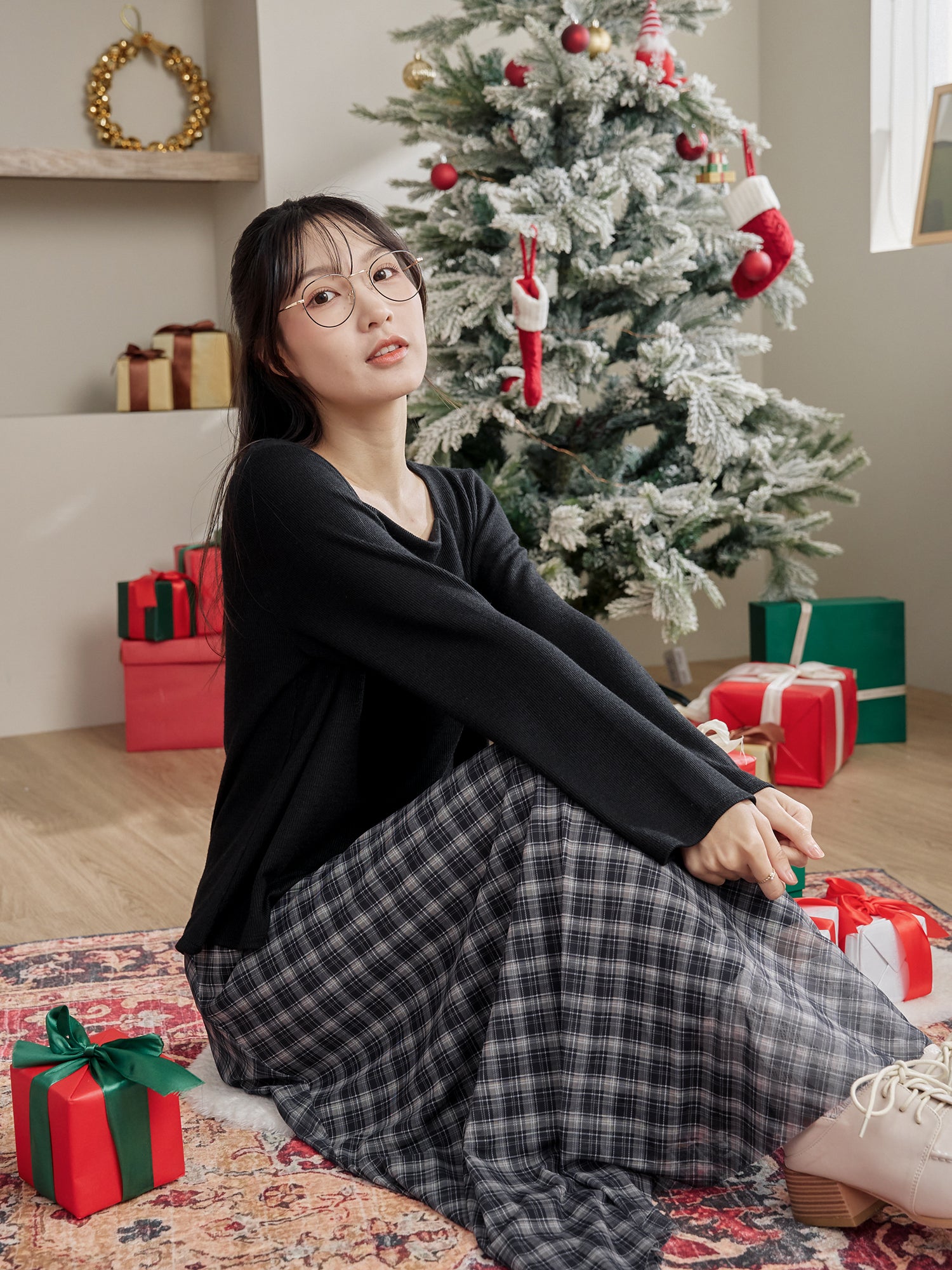 方領微喇叭袖上衣