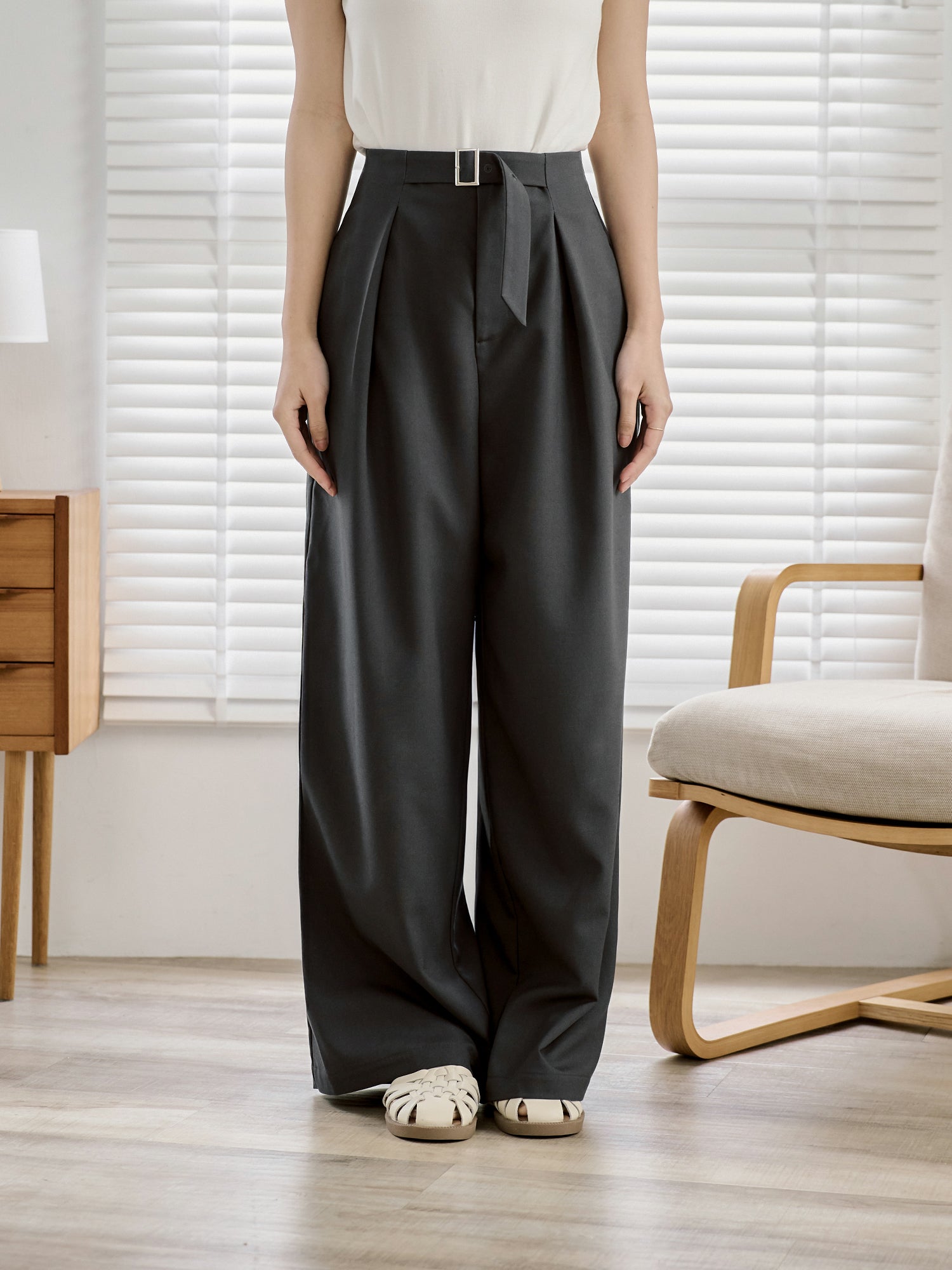 金屬釦打褶西褲