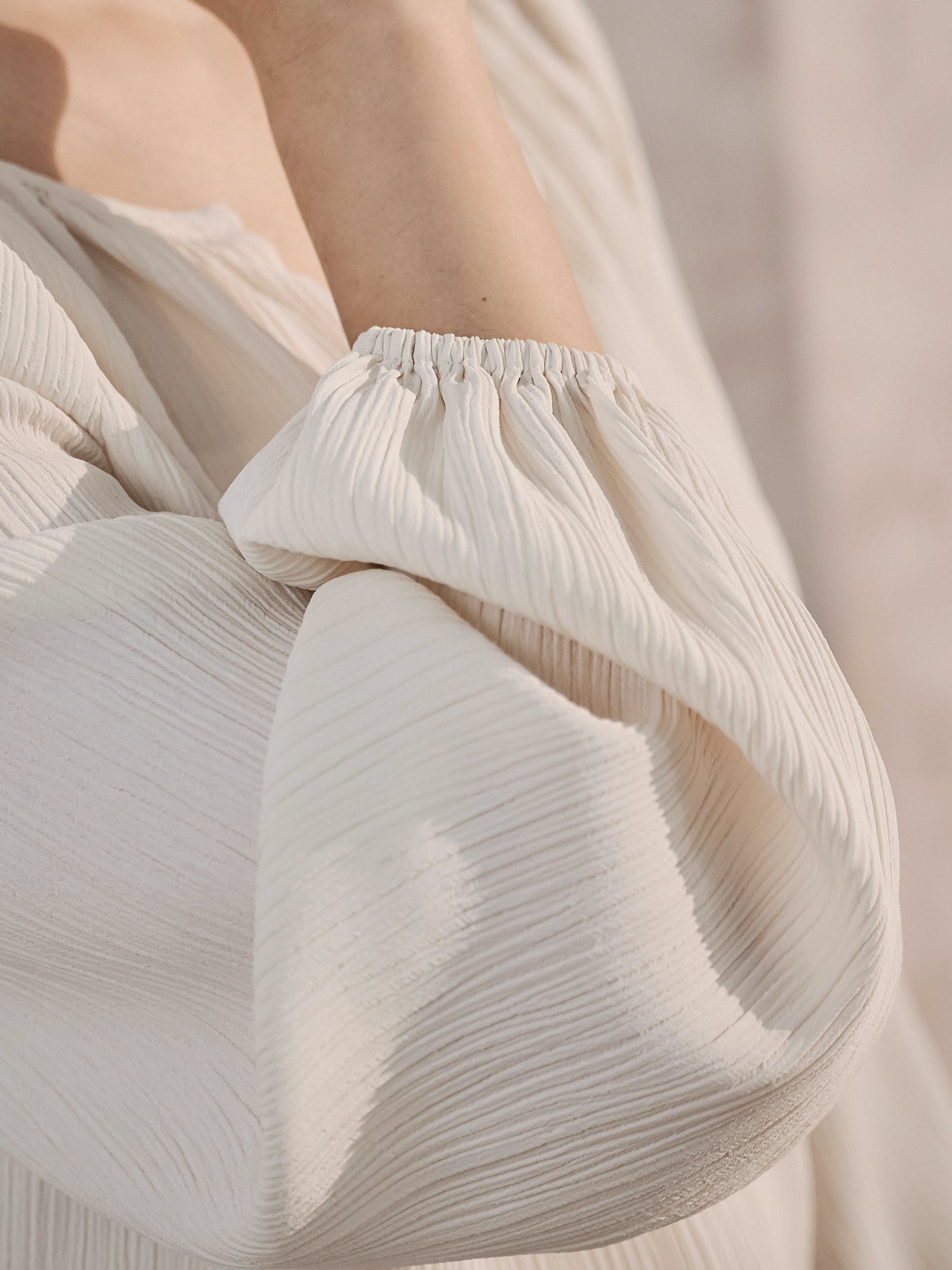 優雅縮褶飄逸上衣