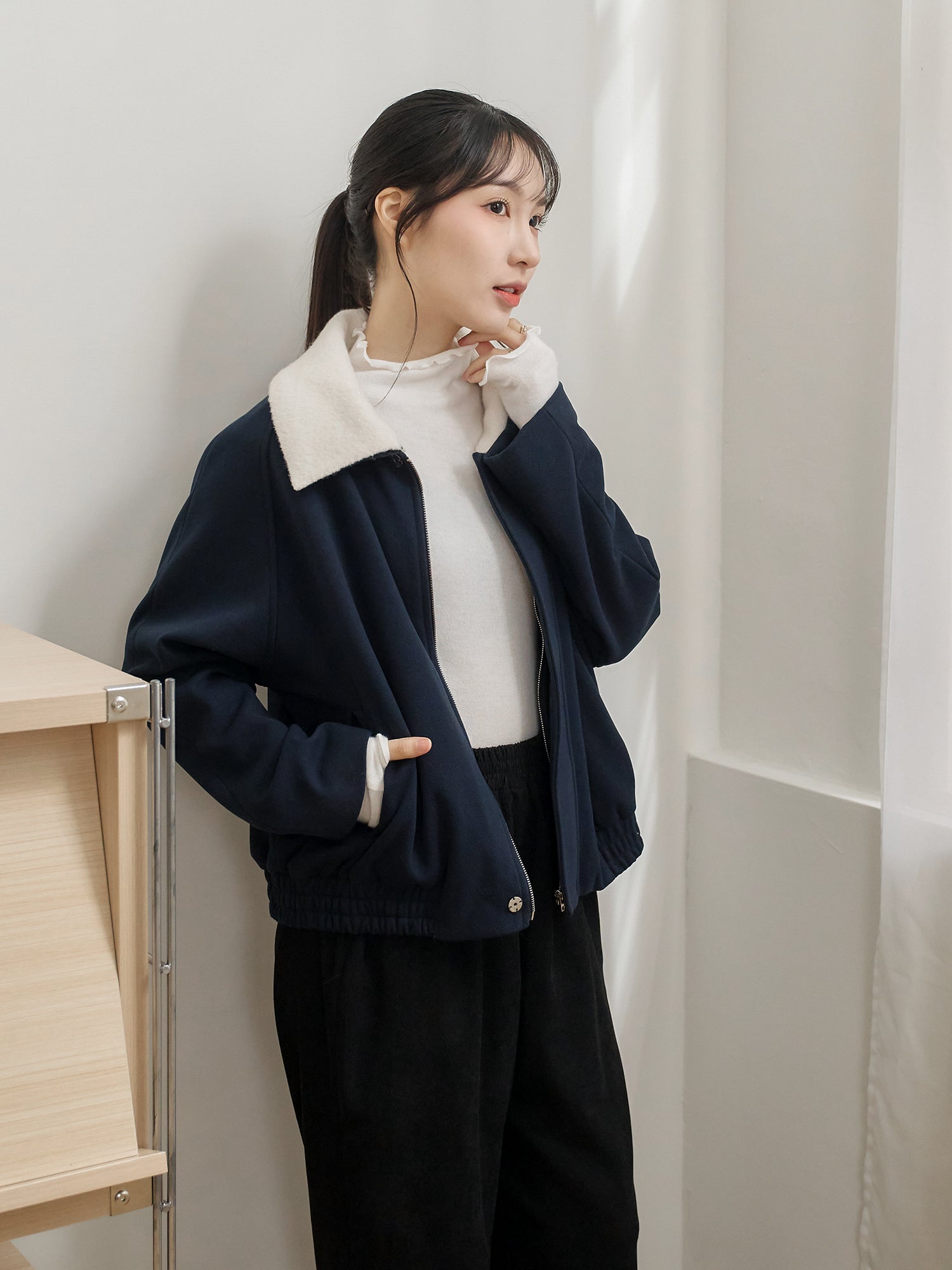 Premium Bomber Coat (Detachable Fluffy Collar)