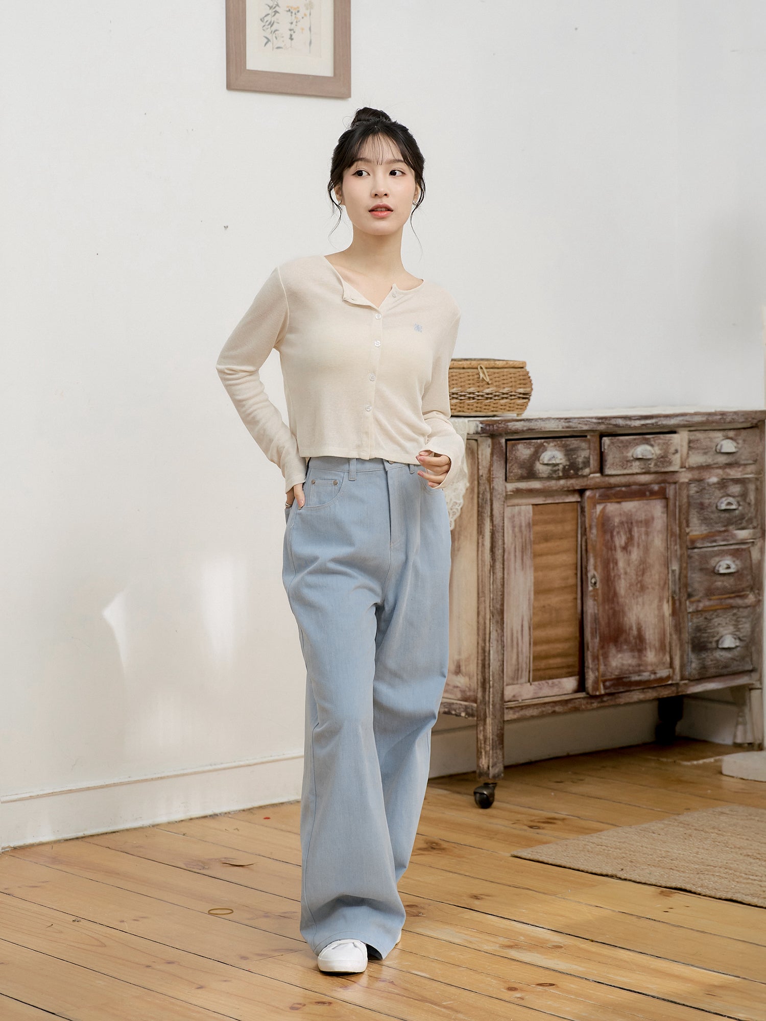 柔軟薄針織外套