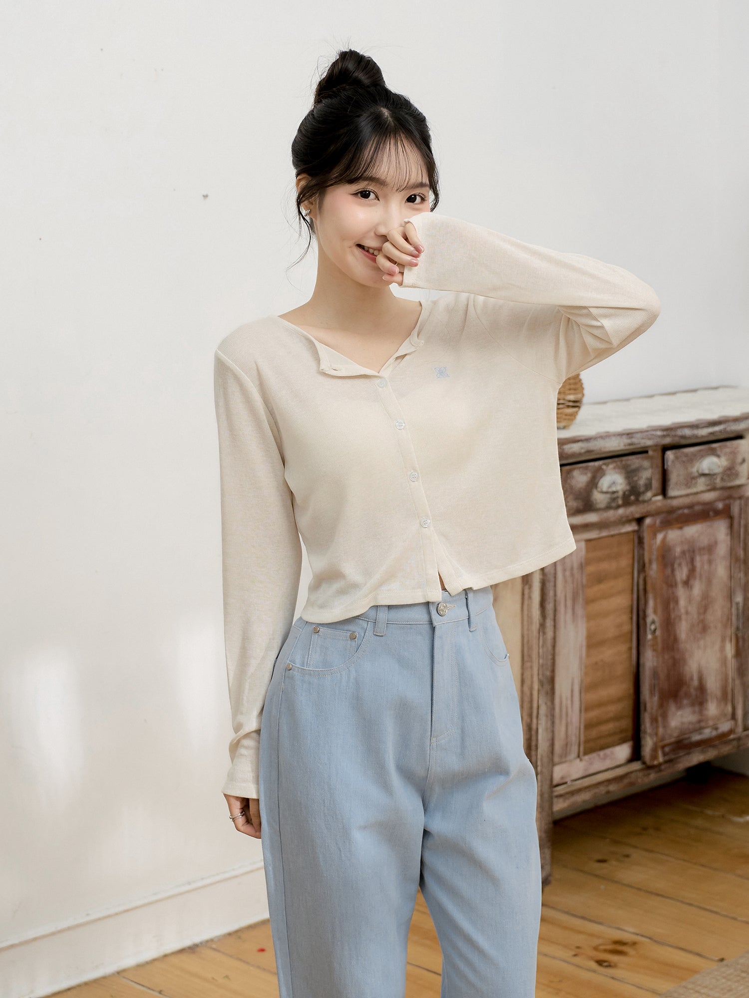 柔軟薄針織外套