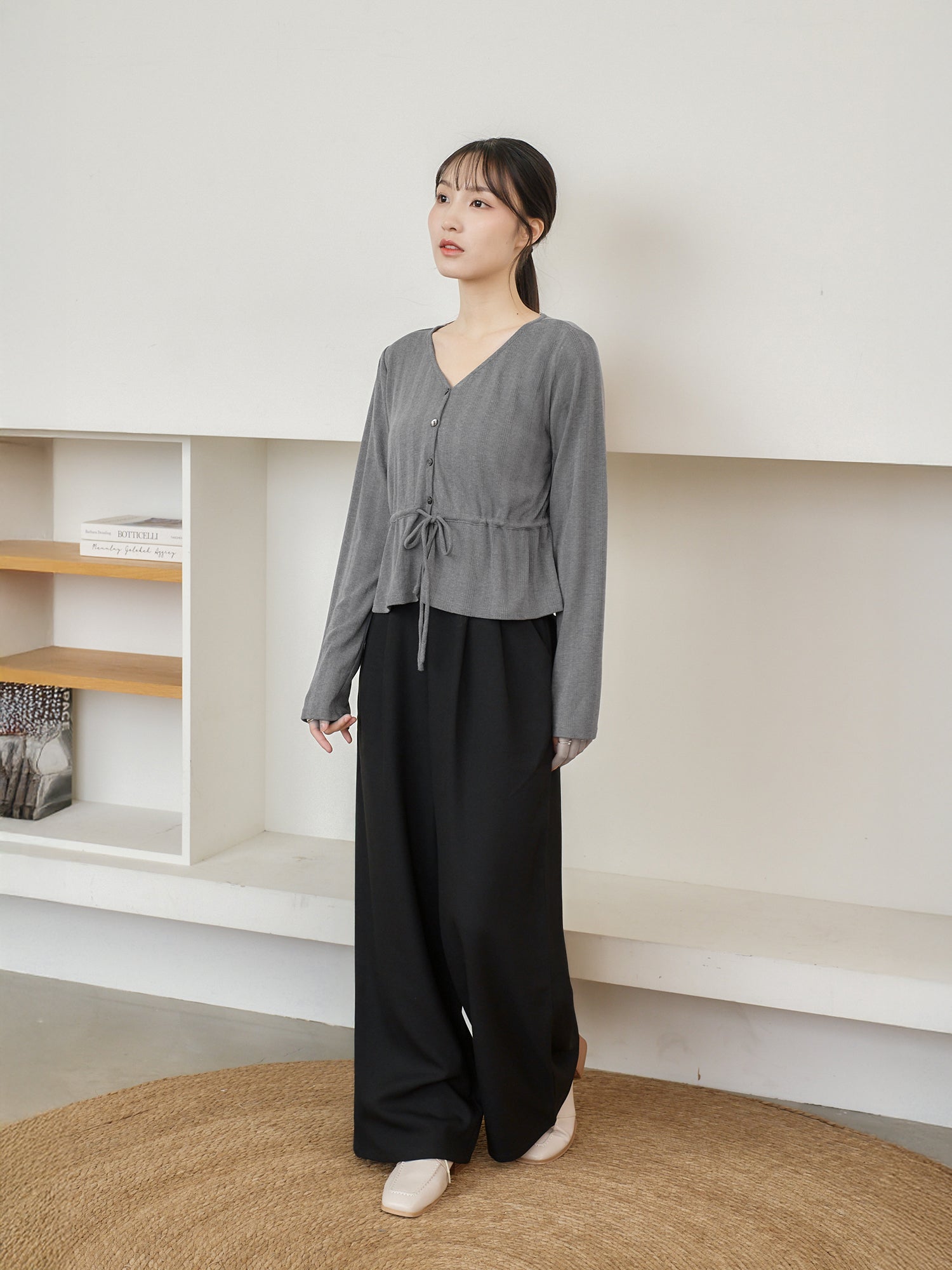 Clean Side Buttoned Pants