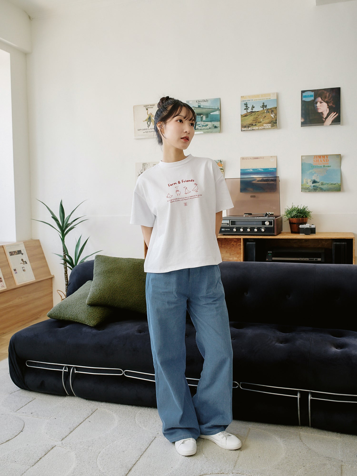 Farm & Friends Tee