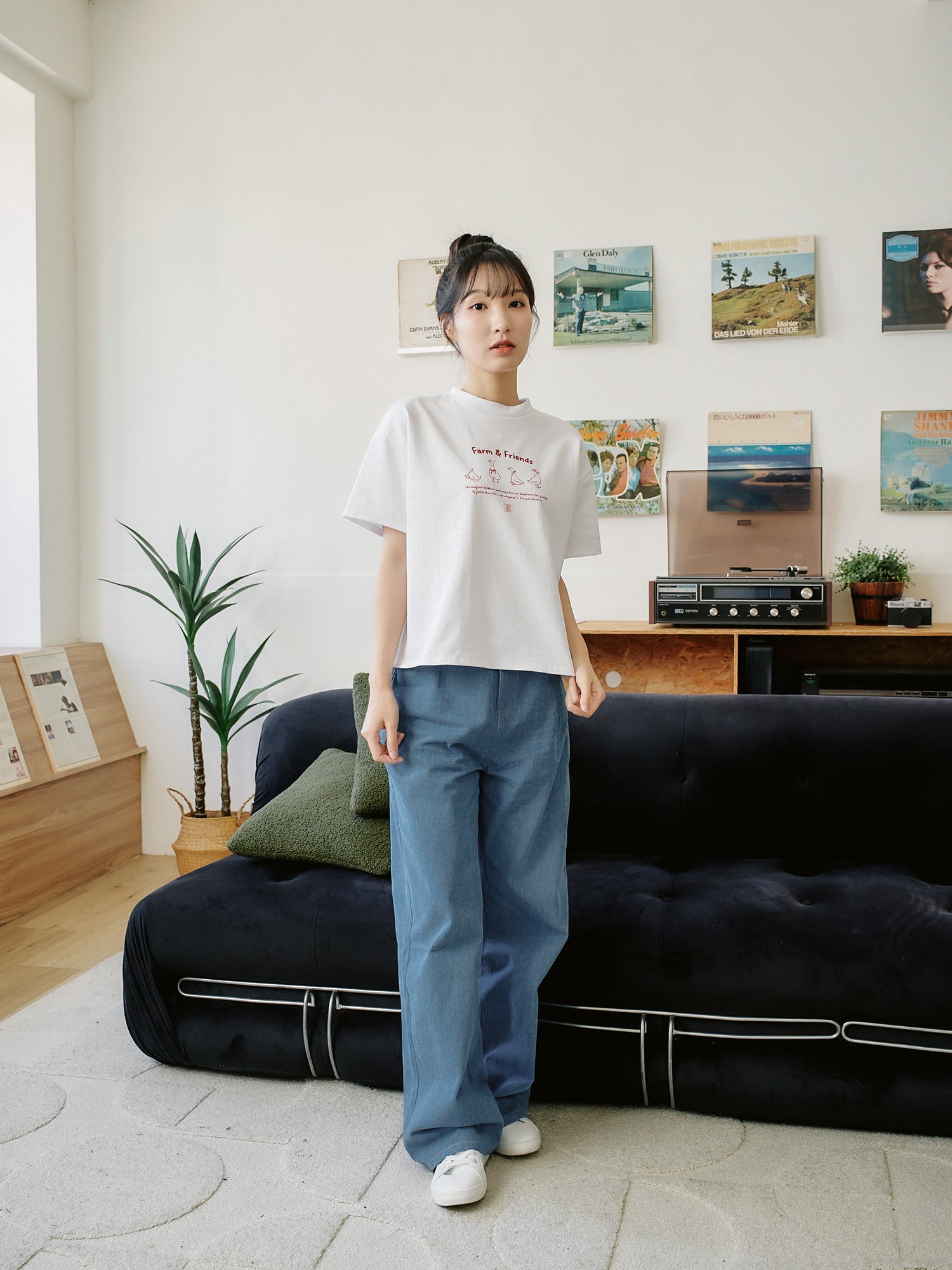 Farm & Friends Tee