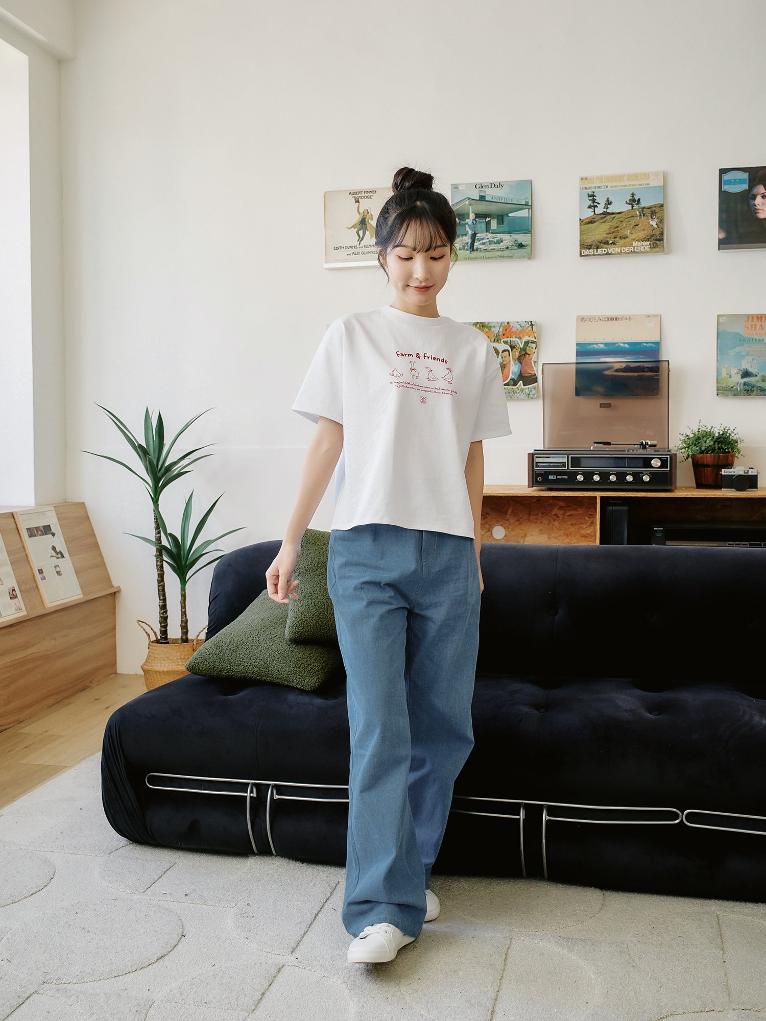 Farm & Friends Tee