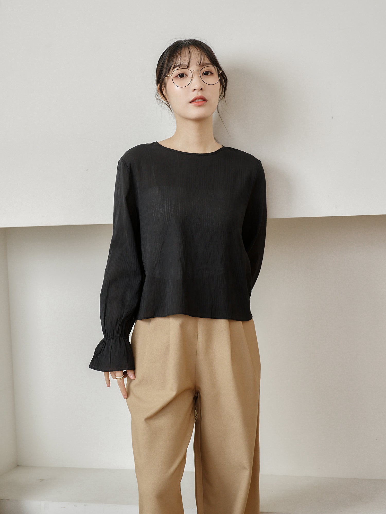 Modern Ruffle Cuff Blouse