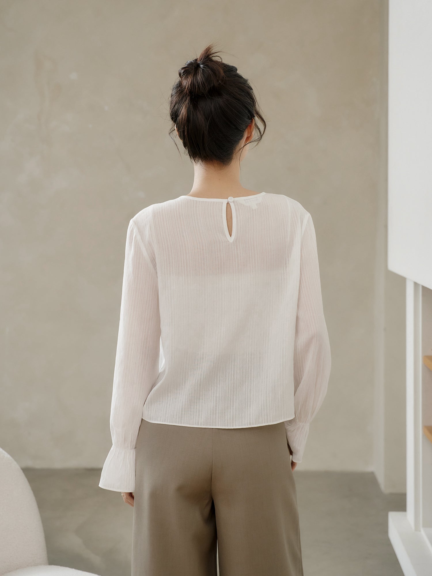 Modern Ruffle Cuff Blouse