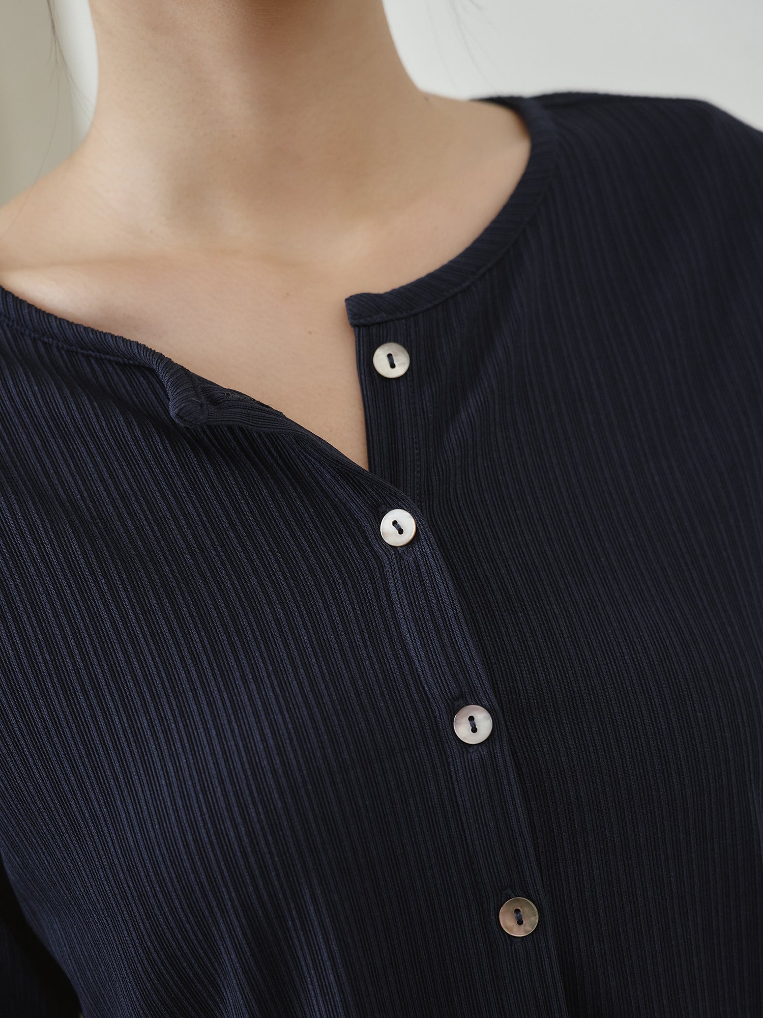 Cropped Pleated Cardigan