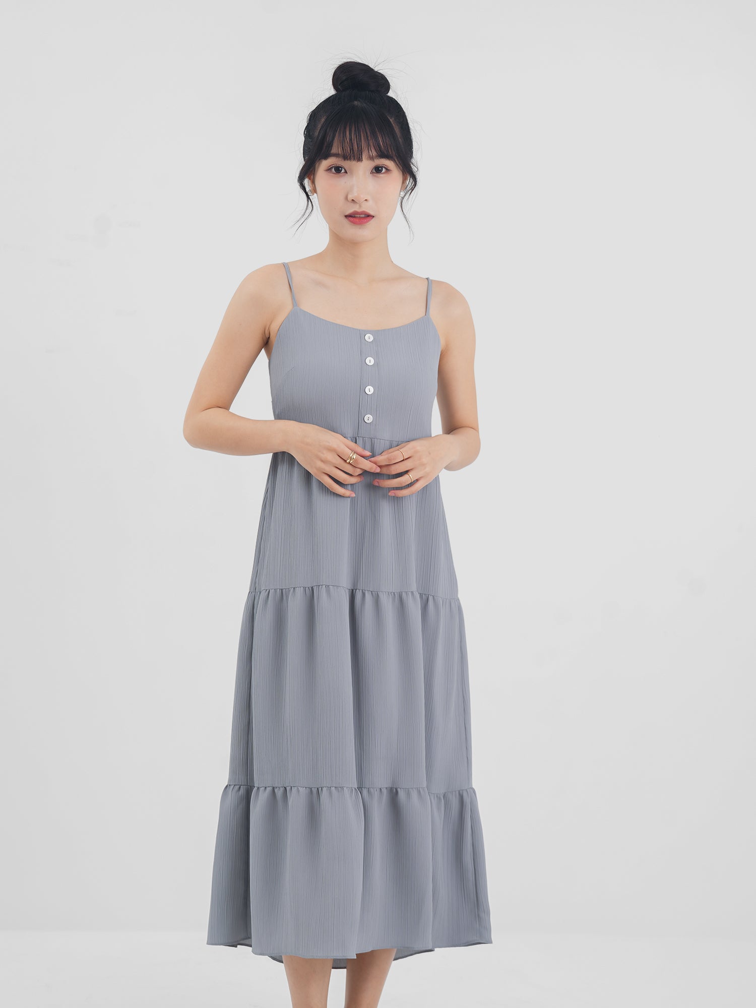夏日吊帶蛋糕連身裙