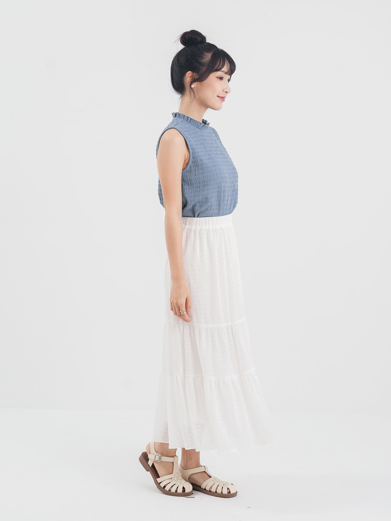 Textured Ruffle Sleeveless Top