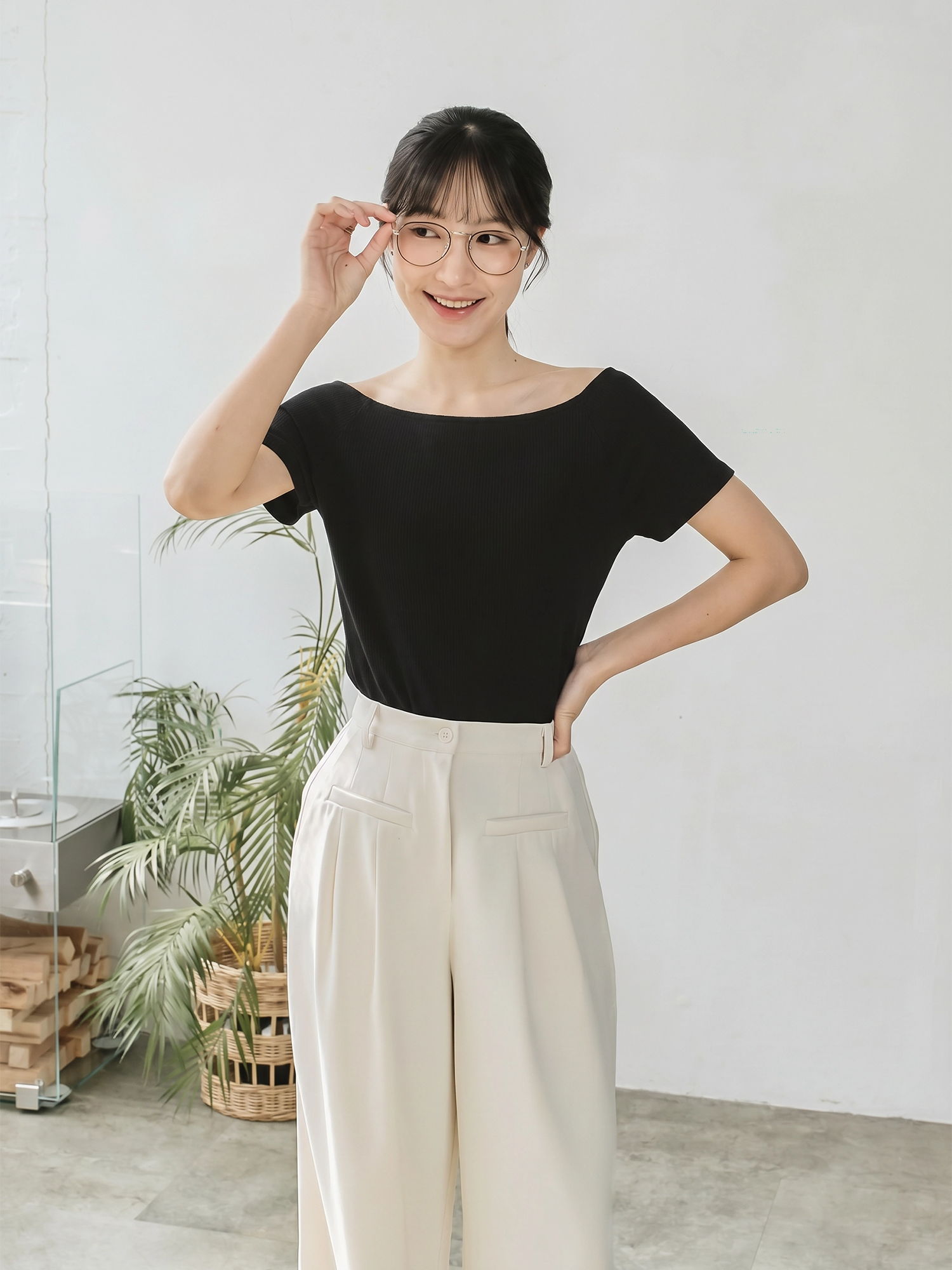 Boat Neck Rib Knit Top
