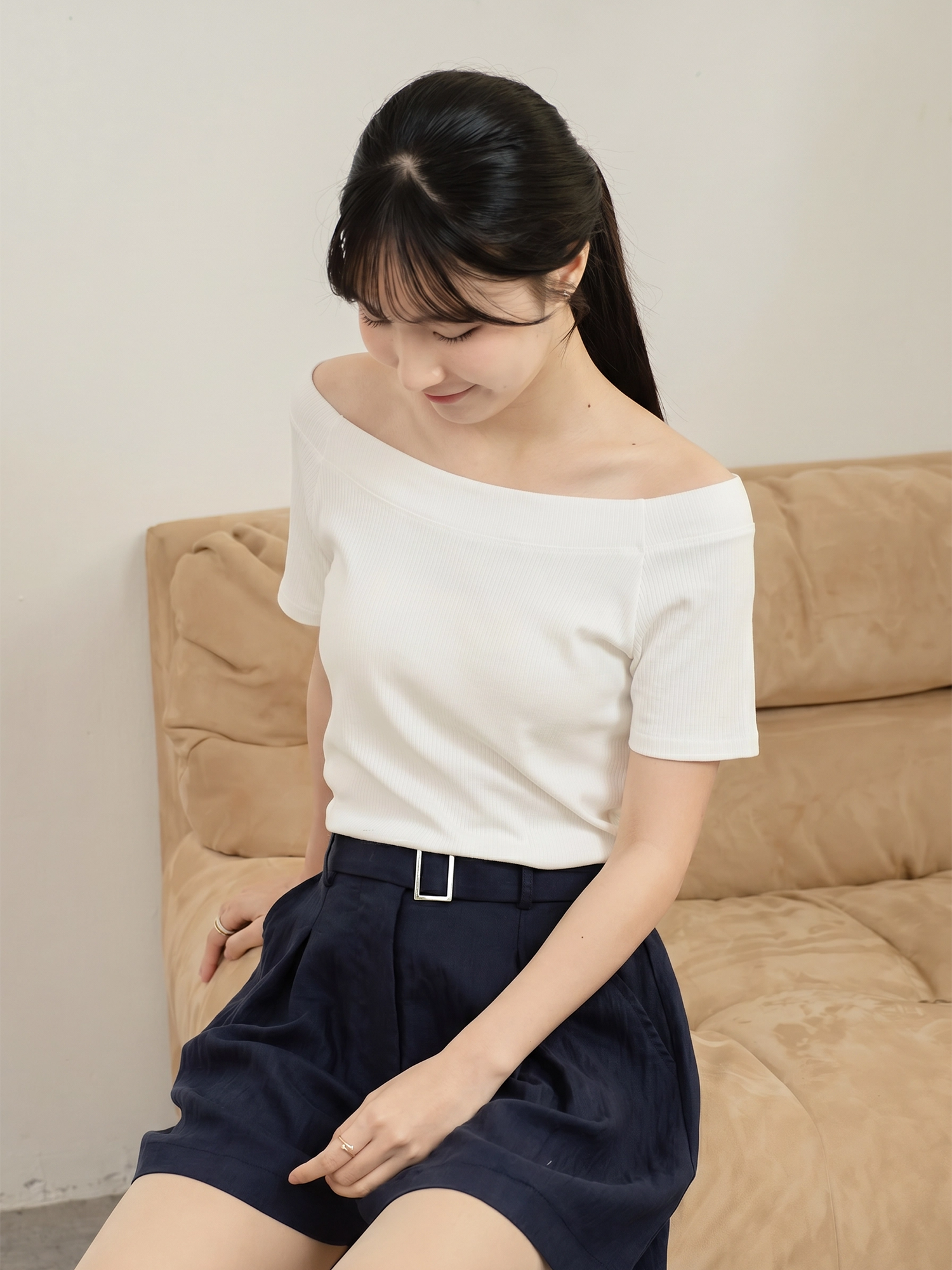 Boat Neck Rib Knit Top