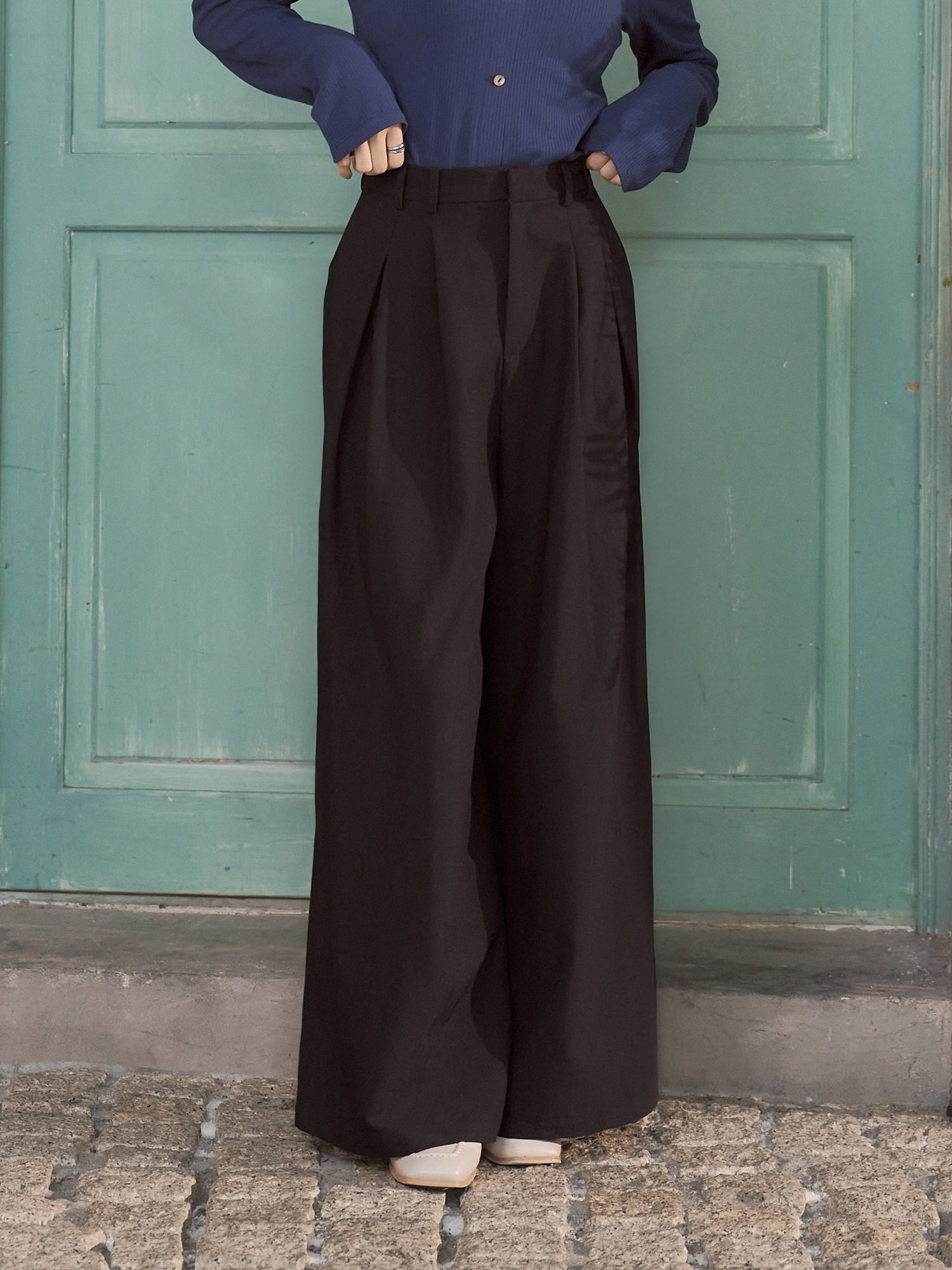 Pleated Wide Leg Trousers