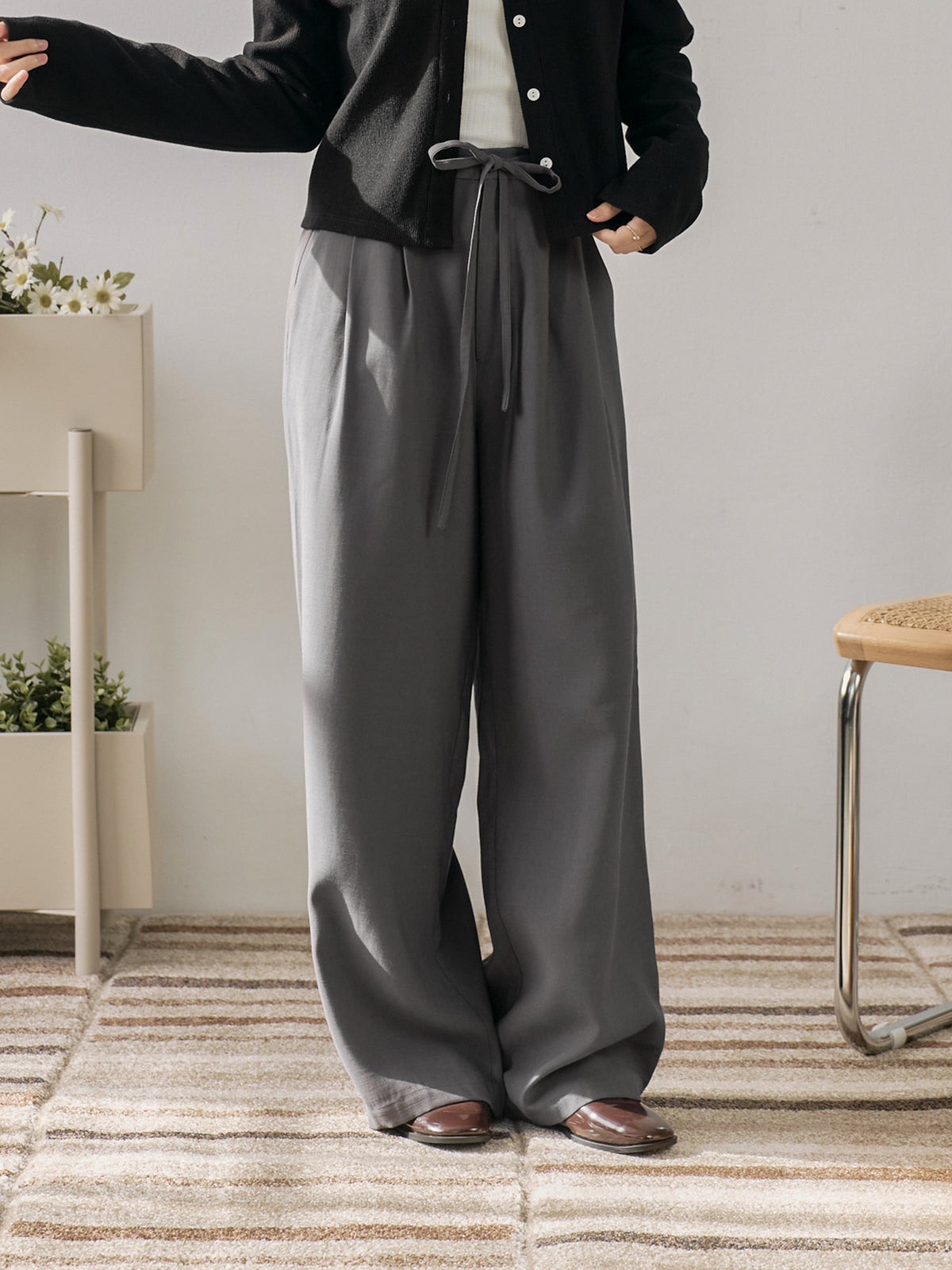 Ribbon Tie Pleated Pants