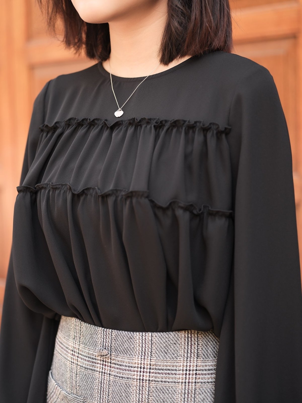 Ruffled Hem Blouse BLACK (DD) 黑色雪紡荷葉邊傘襬上衣 - DZAGE