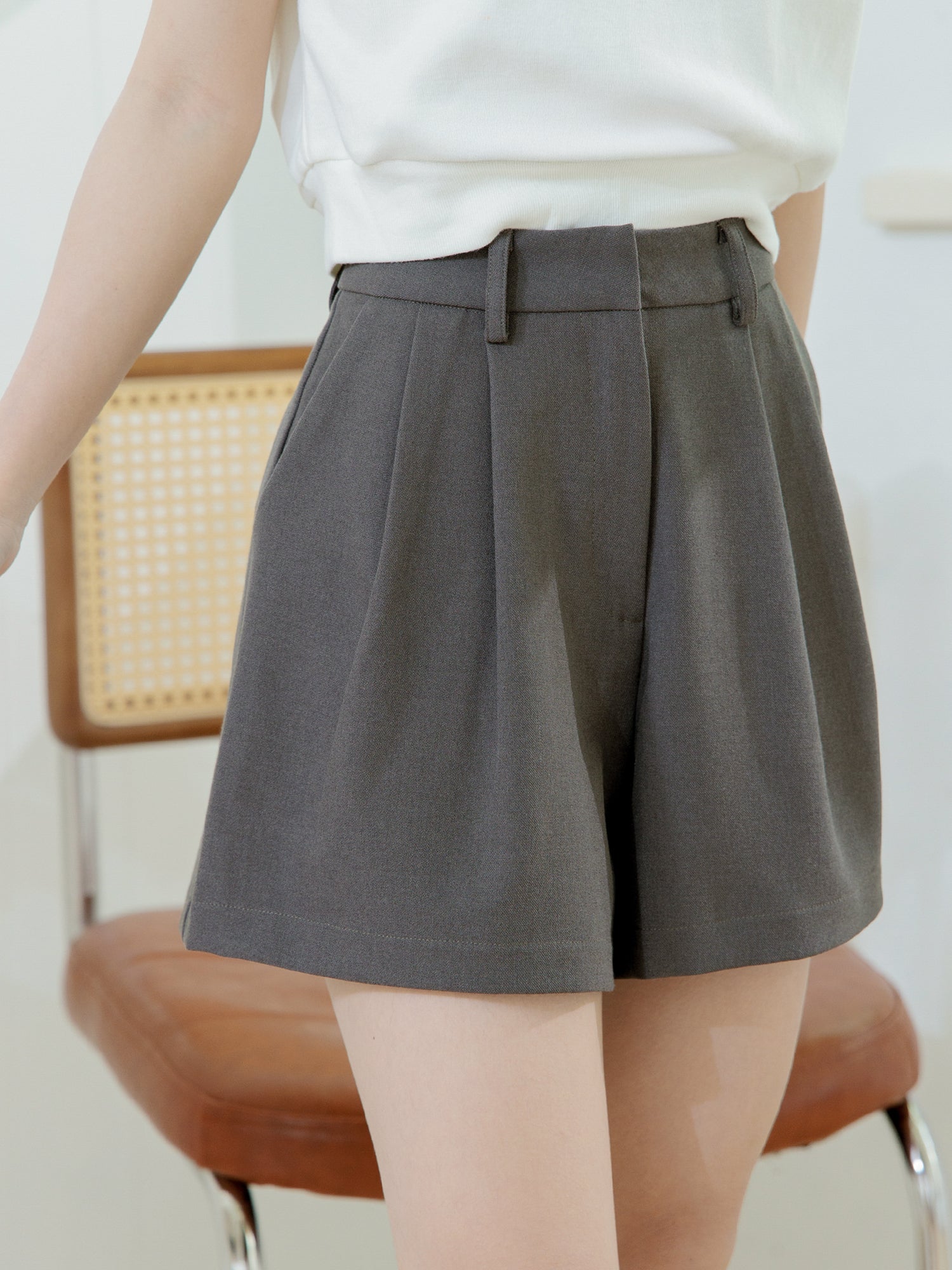 Luxe Clean Pleated Shorts