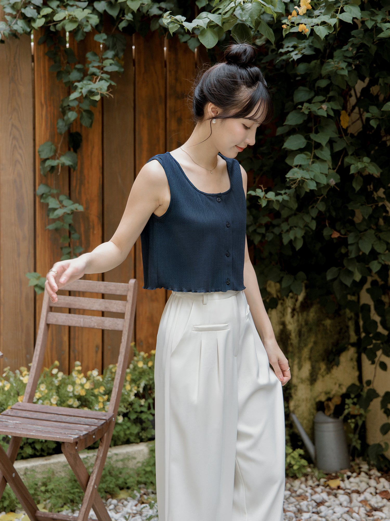 Buttoned Sleeveless Top