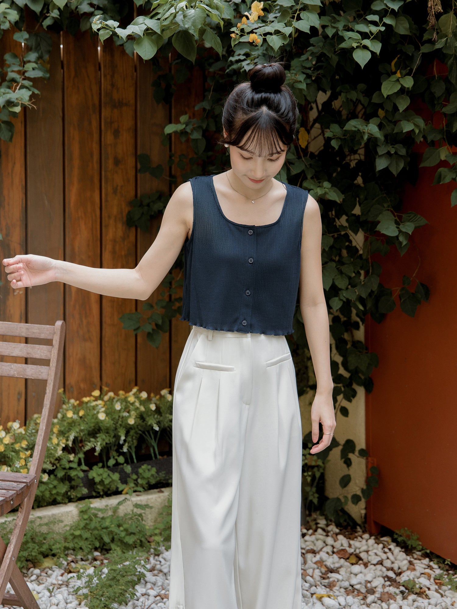 Buttoned Sleeveless Top
