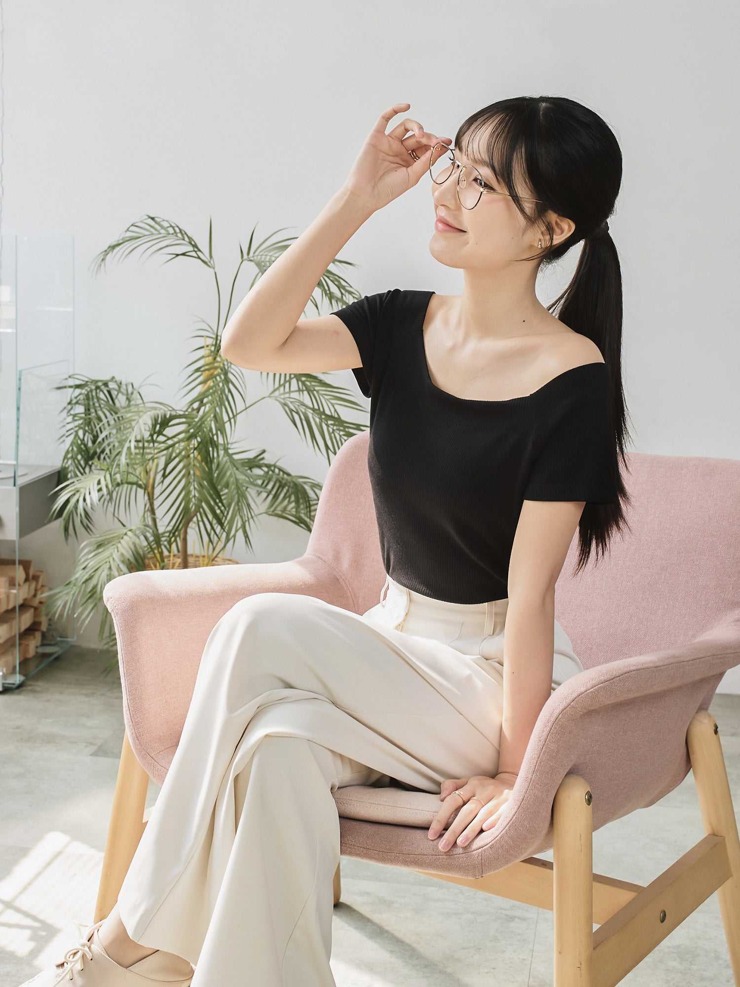 Boat Neck Rib Knit Top