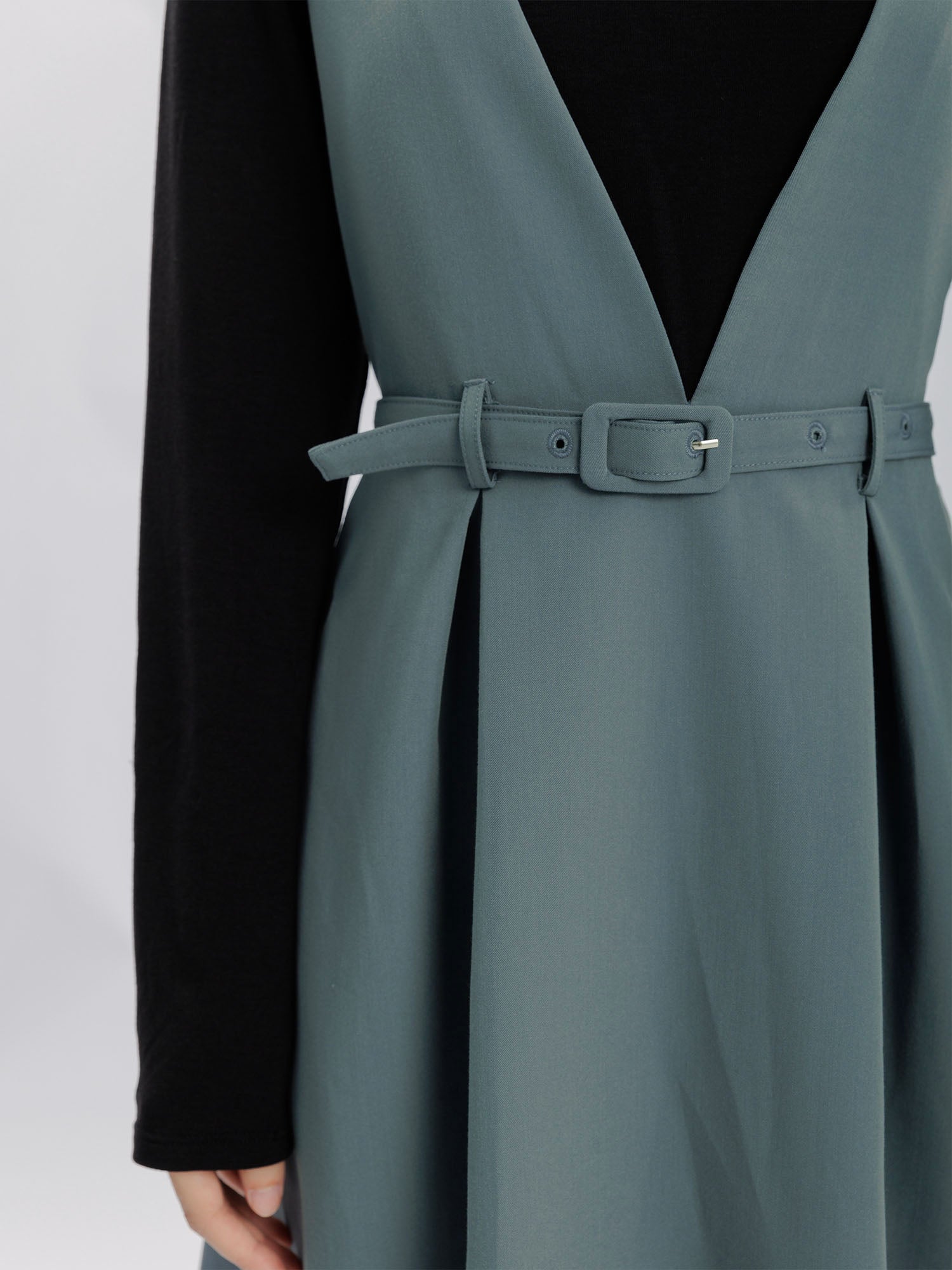 Constel V-Neck Belted Dress