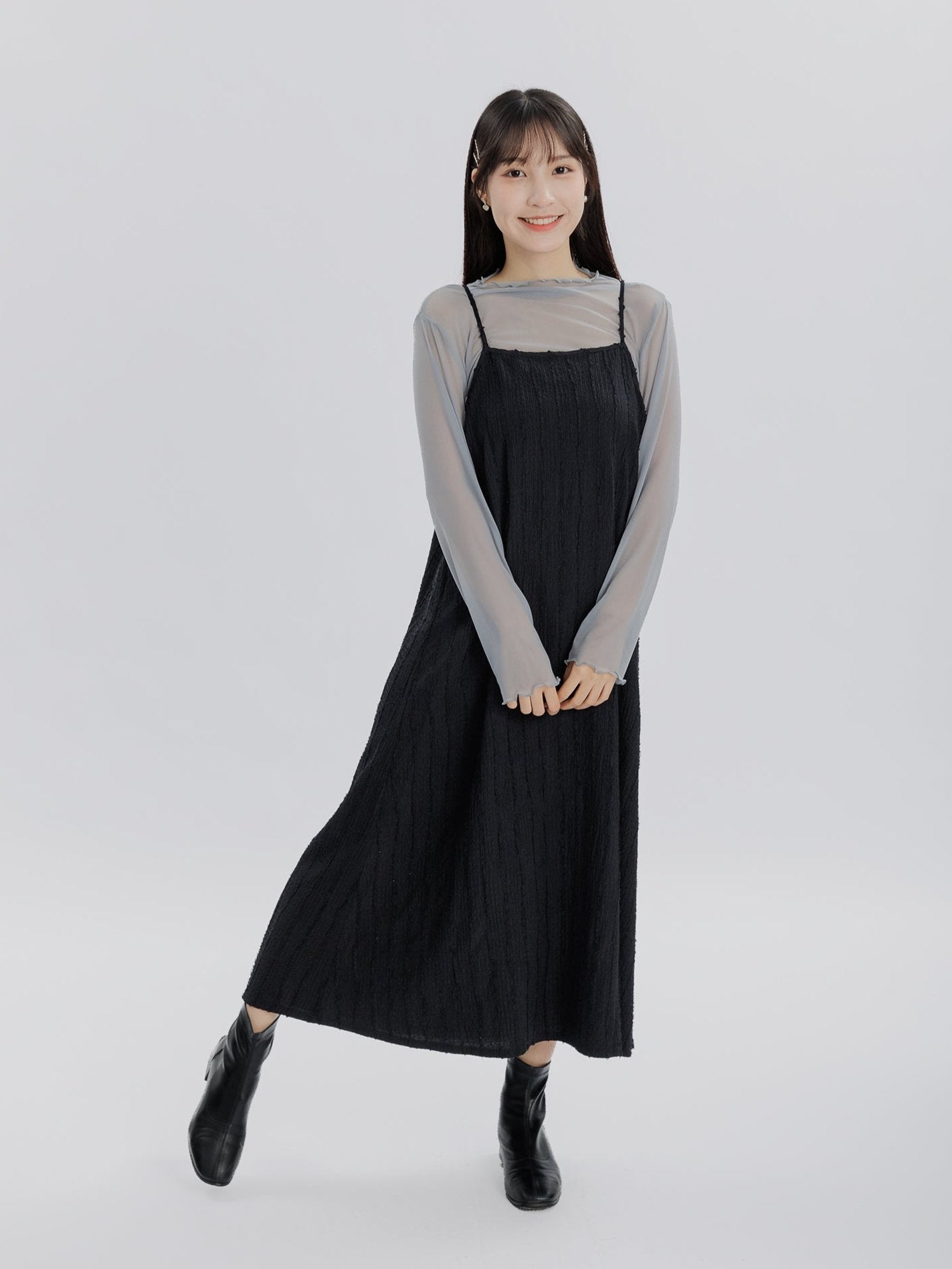 Rose 毛毛波紋吊帶裙