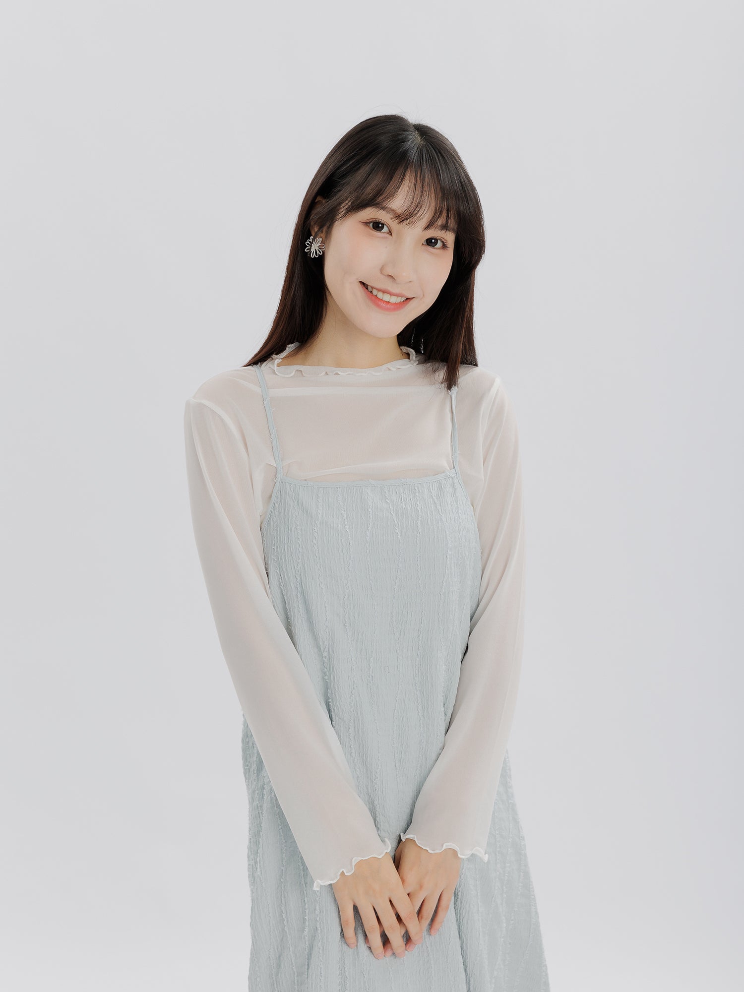 Priscilla 透膚木耳邊長袖上衣