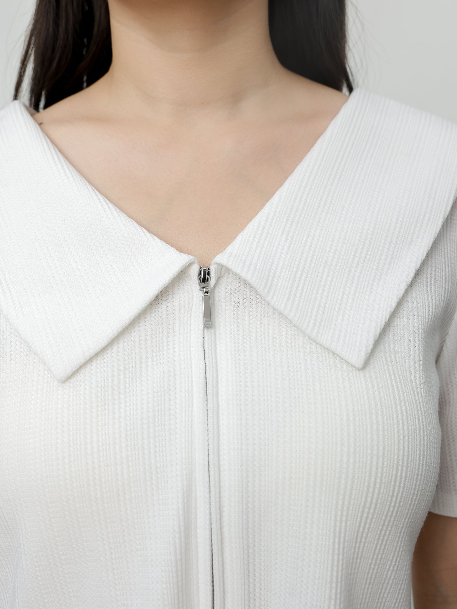 Noele Collared Zip Up Top