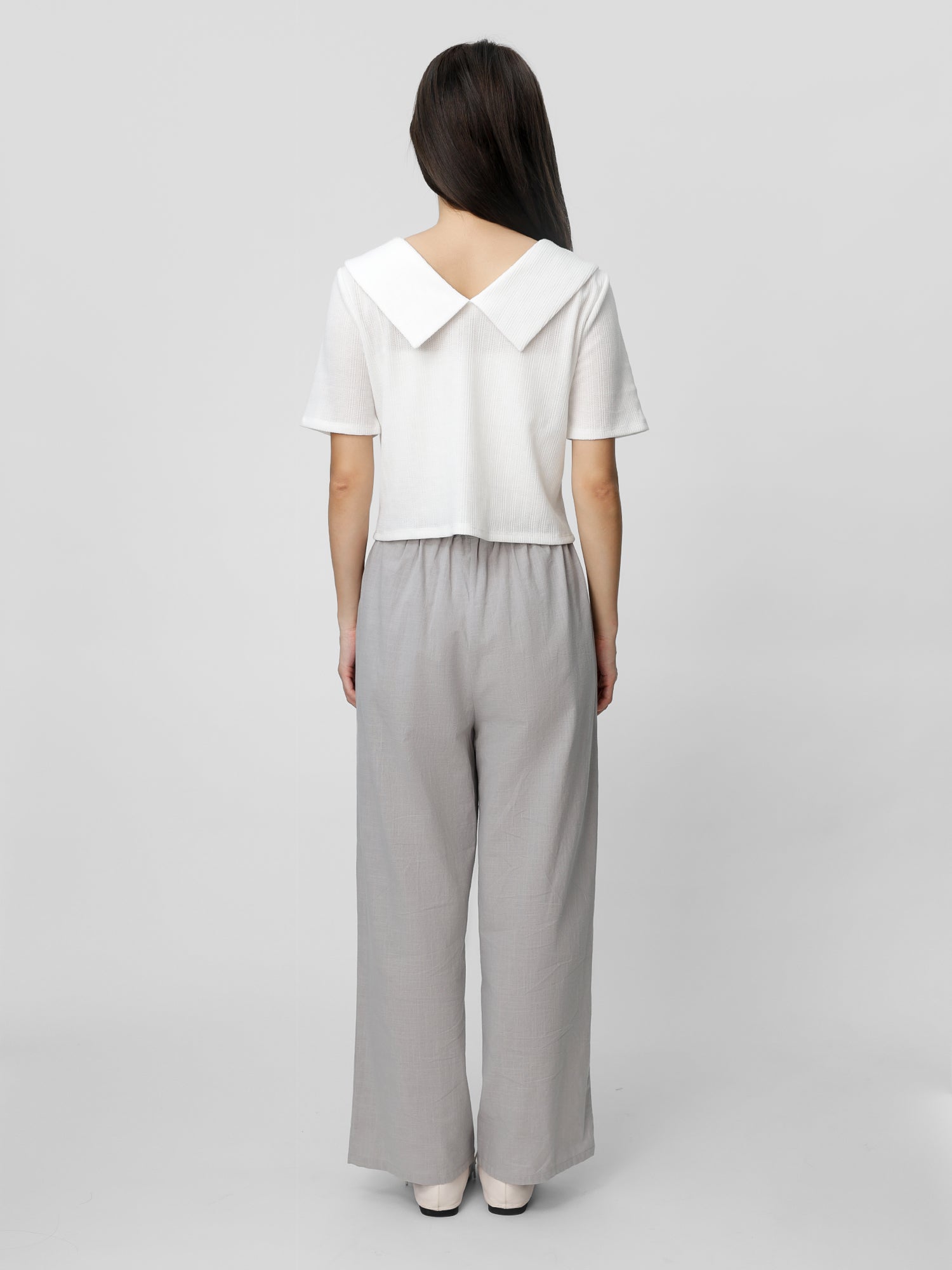 Noele Collared Zip Up Top