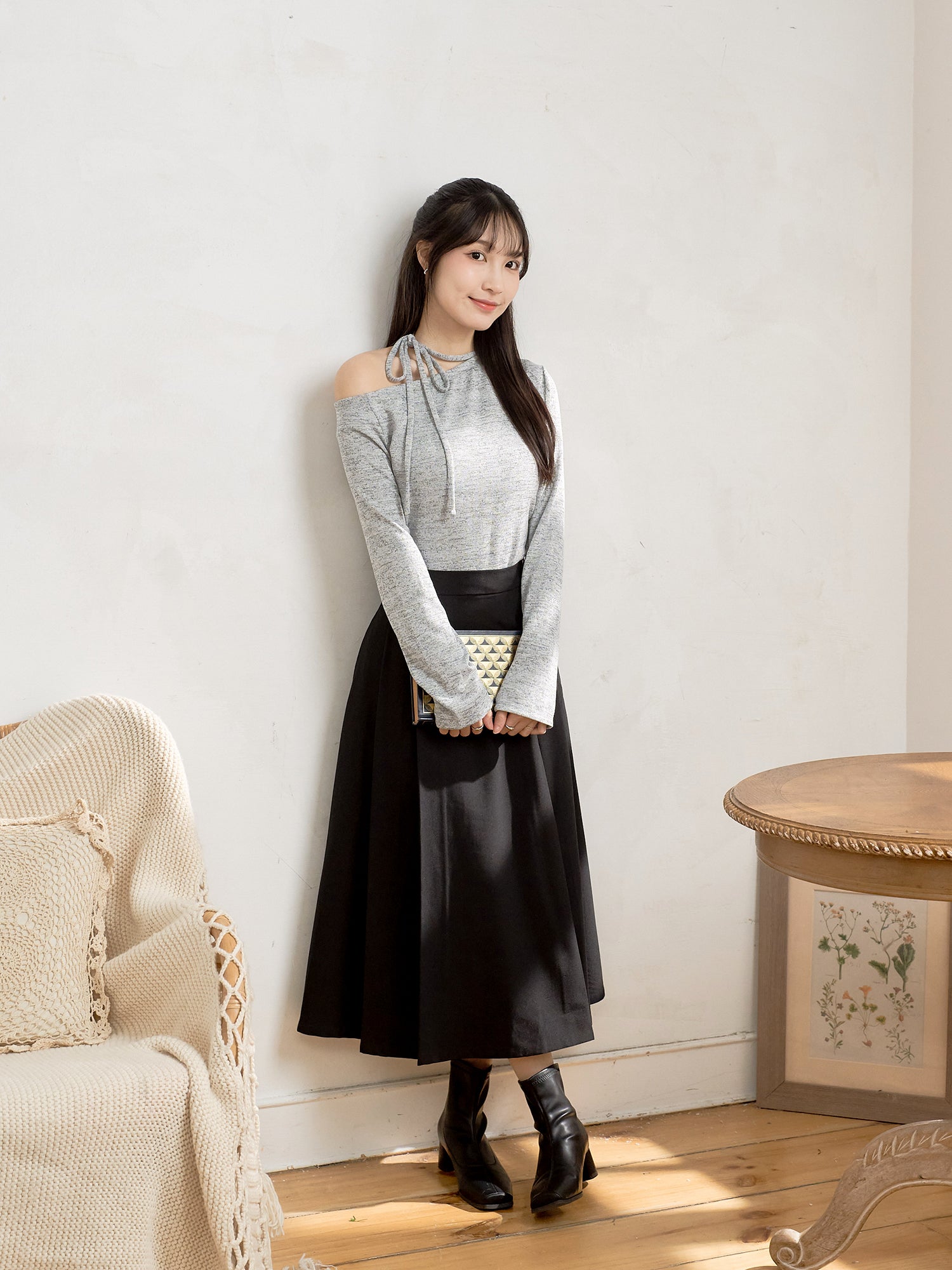 側綁帶露肩上衣